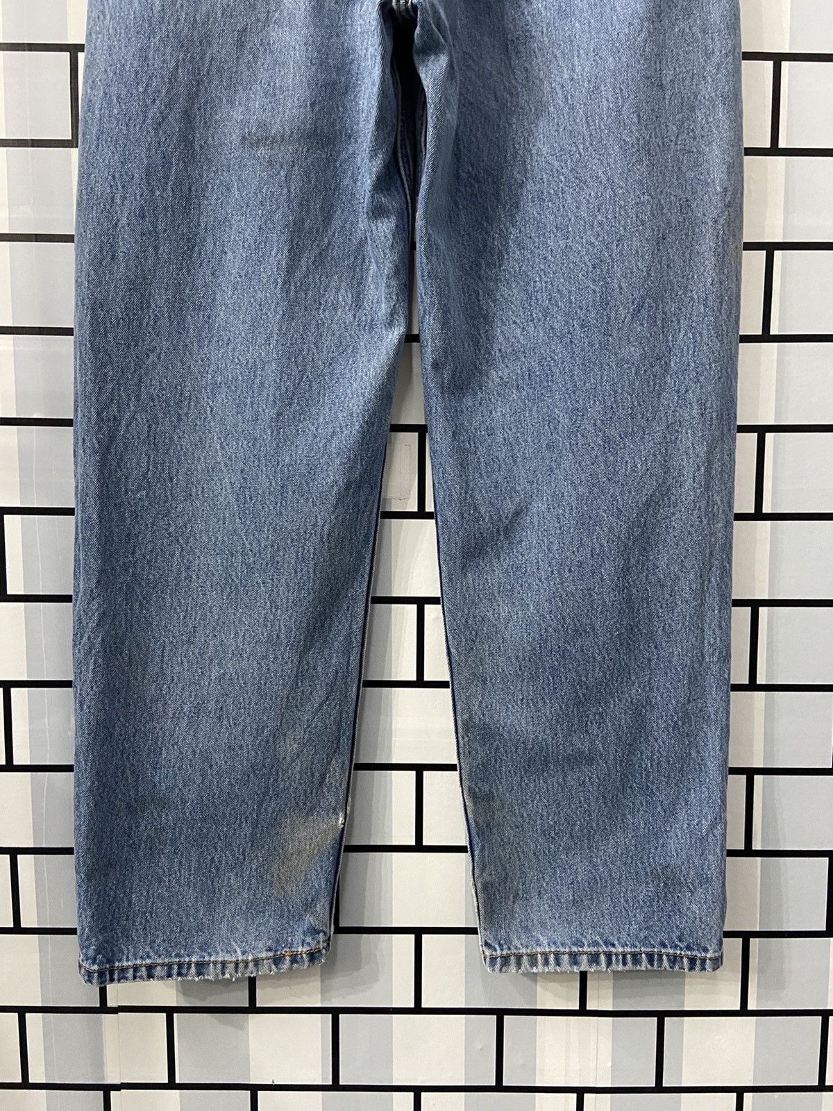 Levi's × Vintage Vintage Levi’s 550 Dirty Light Blue Wash Denim Pants Size US 38 / EU 54 - 11 Thumbnail