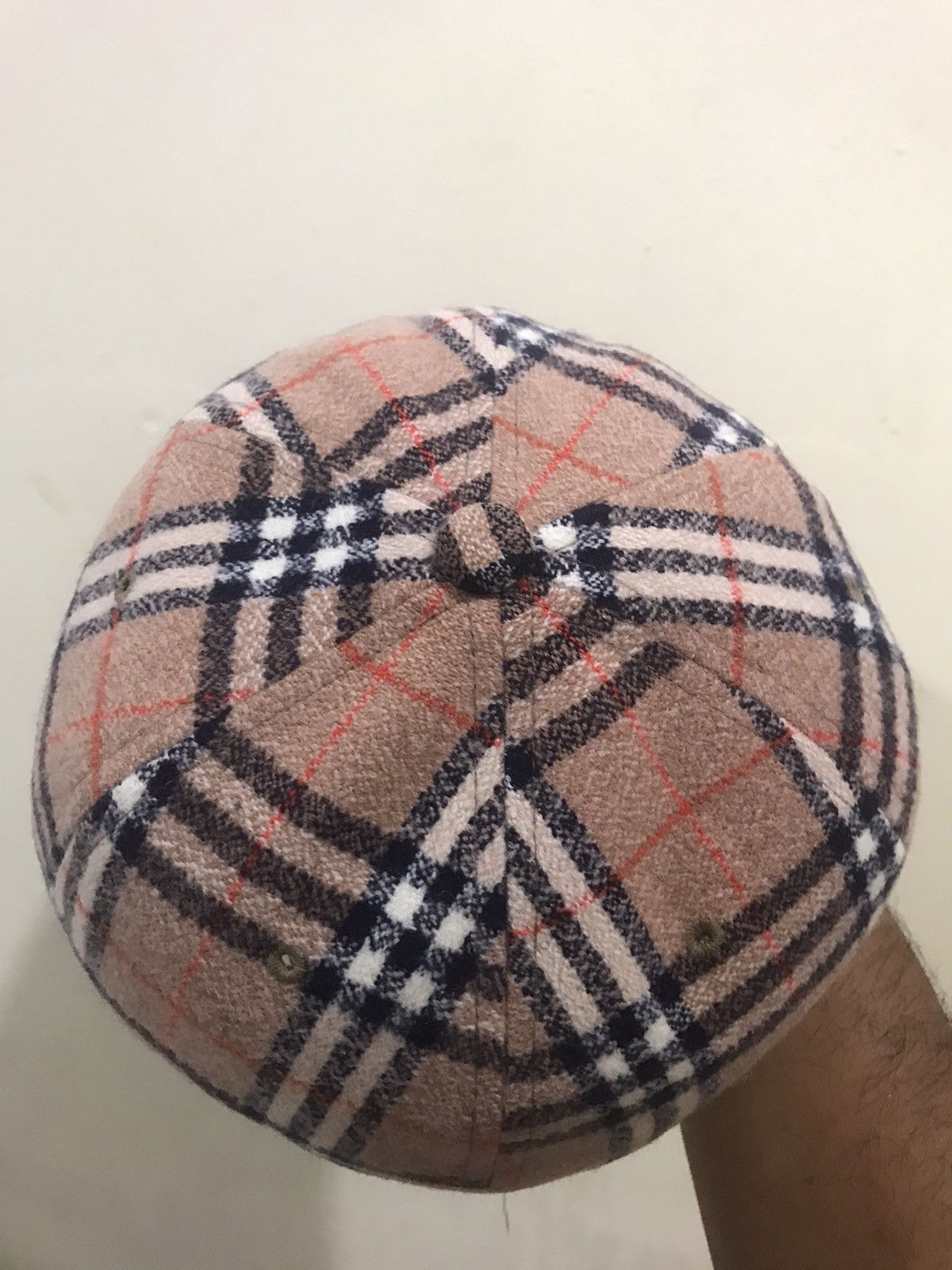 New Era VTG LA Burberrys Checked 7 5/8 Distress Fitted Size ONE SIZE - 7 Thumbnail