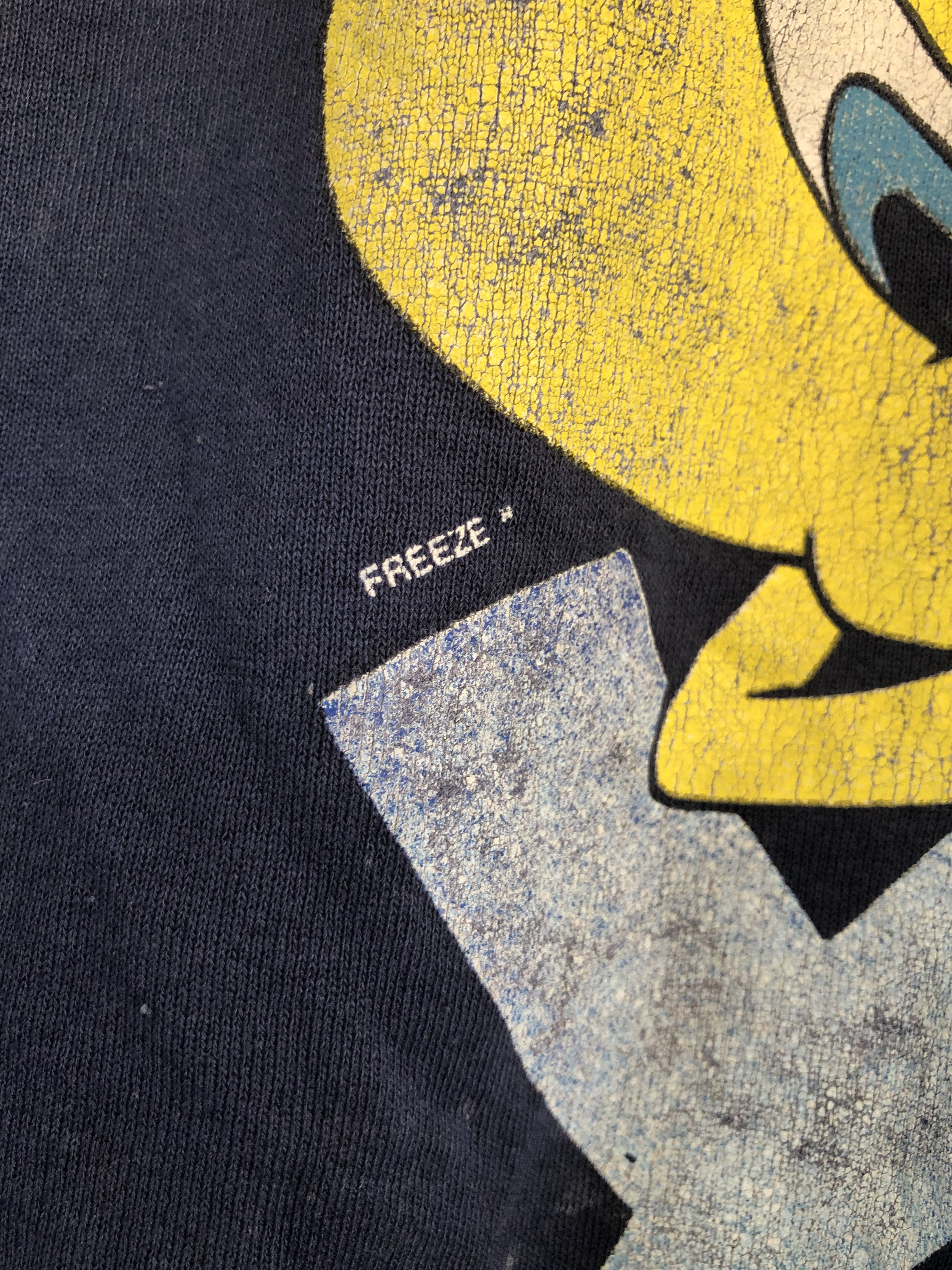 Vintage VINTAGE 1996 WARNER BROS TWEETY DISTRESSED SWEATSHIRT Size US M / EU 48-50 / 2 - 6 Thumbnail