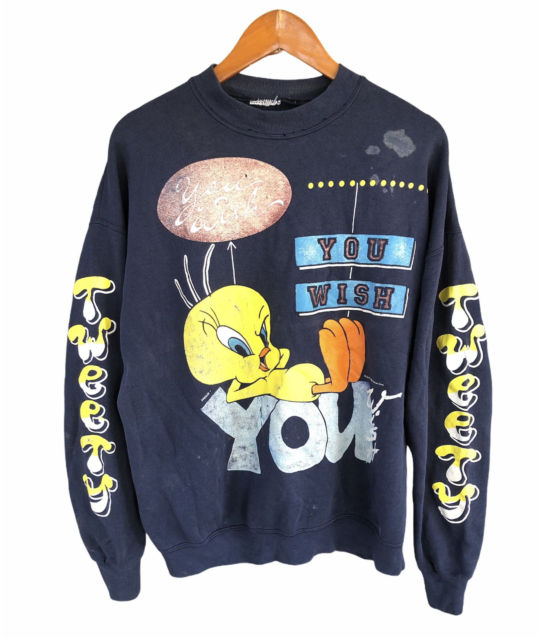 Vintage VINTAGE 1996 WARNER BROS TWEETY DISTRESSED SWEATSHIRT Size US M / EU 48-50 / 2 - 1 Thumbnail