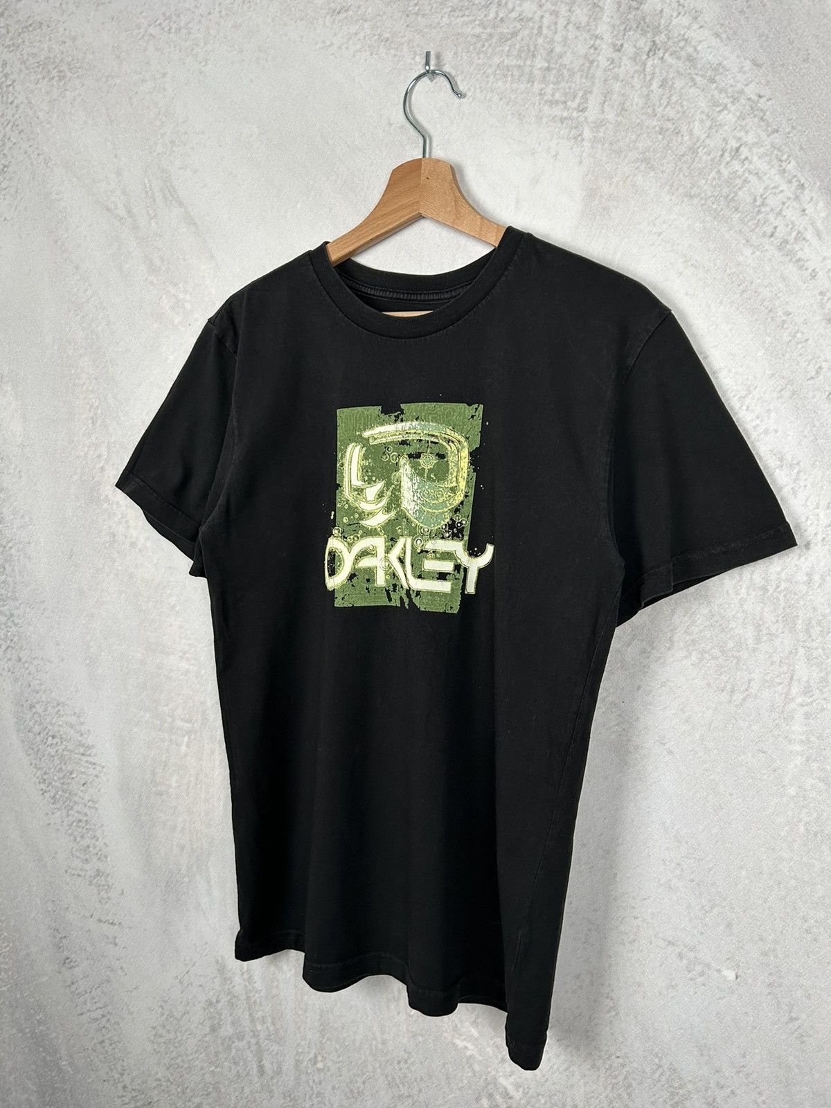 Oakley Vintage Oakley Graphic Tee S Surf Skate Gorpcore Size US S / EU 44-46 / 1 - 2 Thumbnail