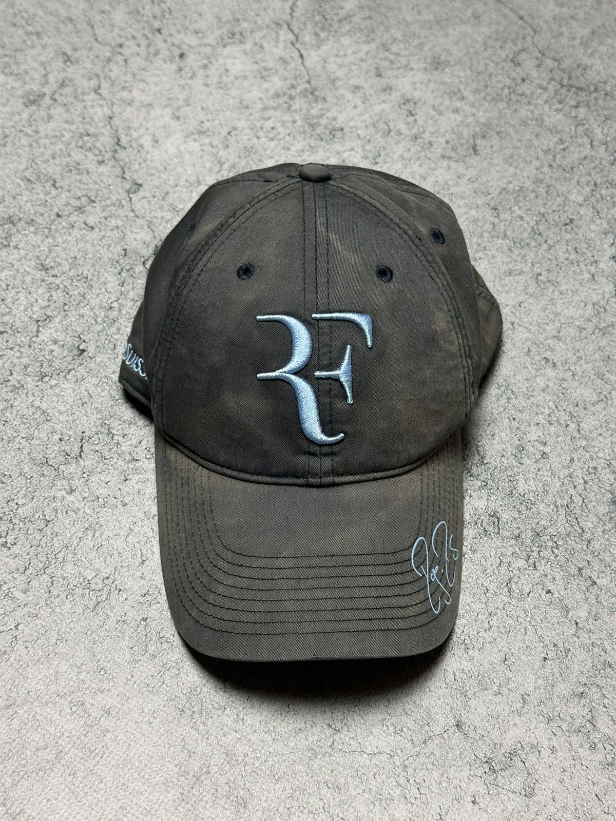 NIKE RFフェデラー直筆サイン入りCAP(白/緑) クレディ・スイス提供品 NIKE RFフェデラー直筆サイン入りCAP(白/緑) クレディ・スイス