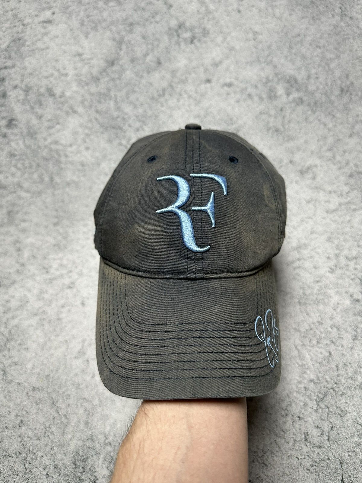 Vintage 🎾Nike Dri-Fit Roger Federer Faded Cap Autographed Size ONE SIZE - 2 Thumbnail