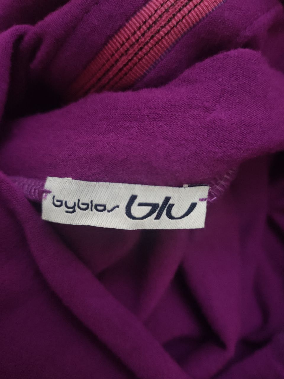 Byblos ❎ Byblos Asymmetrical Turtleneck, Lampo zipper Size S / US 4 / IT 40 - 9 Thumbnail