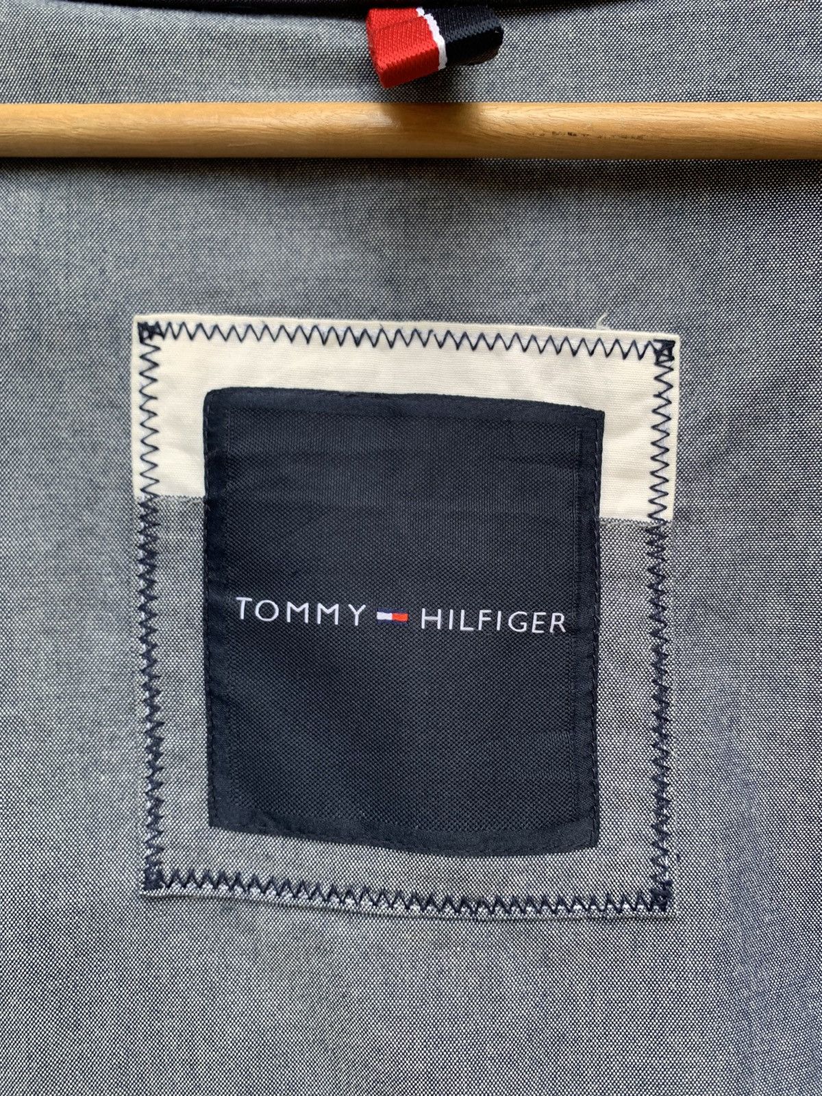 Vintage 👹THRASHED FADED TOMMY HILFIGER Jacket Size US L / EU 52-54 / 3 - 11 Thumbnail