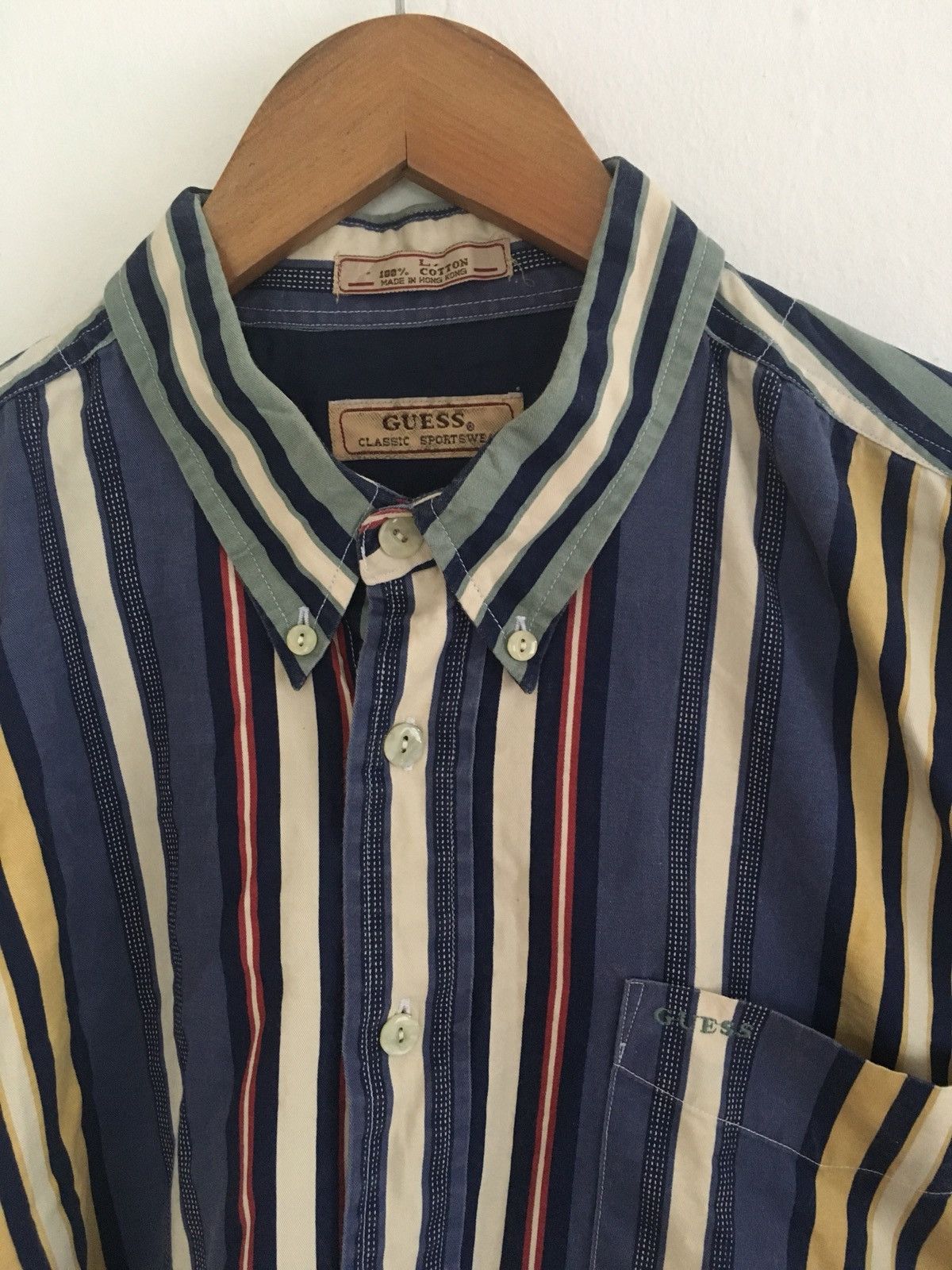 Guess vintage multicolour Size US L / EU 52-54 / 3 - 1 Thumbnail