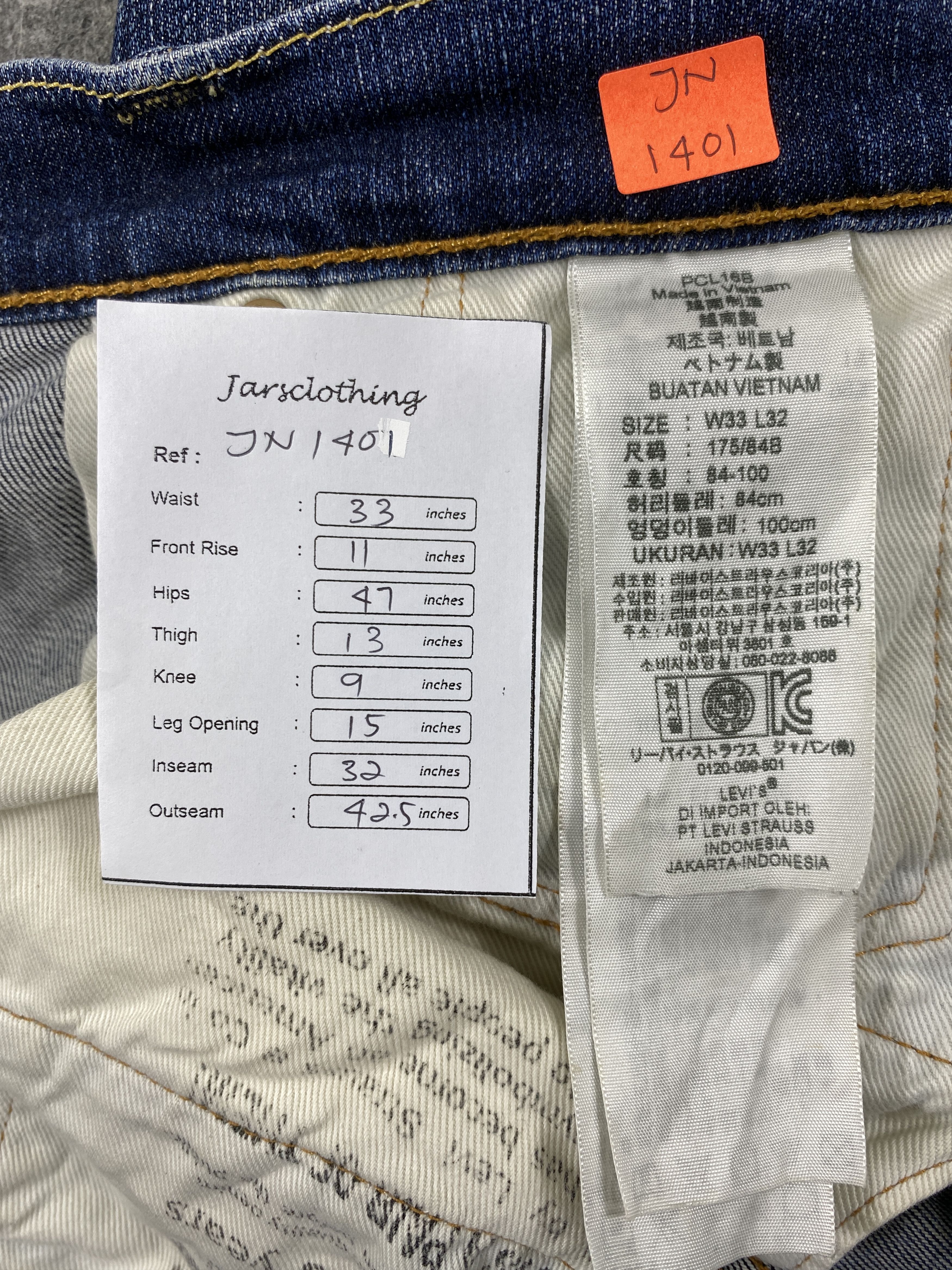 Levi's Distressed Blue Levi's 511 Jeans 33x32 Denim -JN1401 Size US 33 - 8 Thumbnail