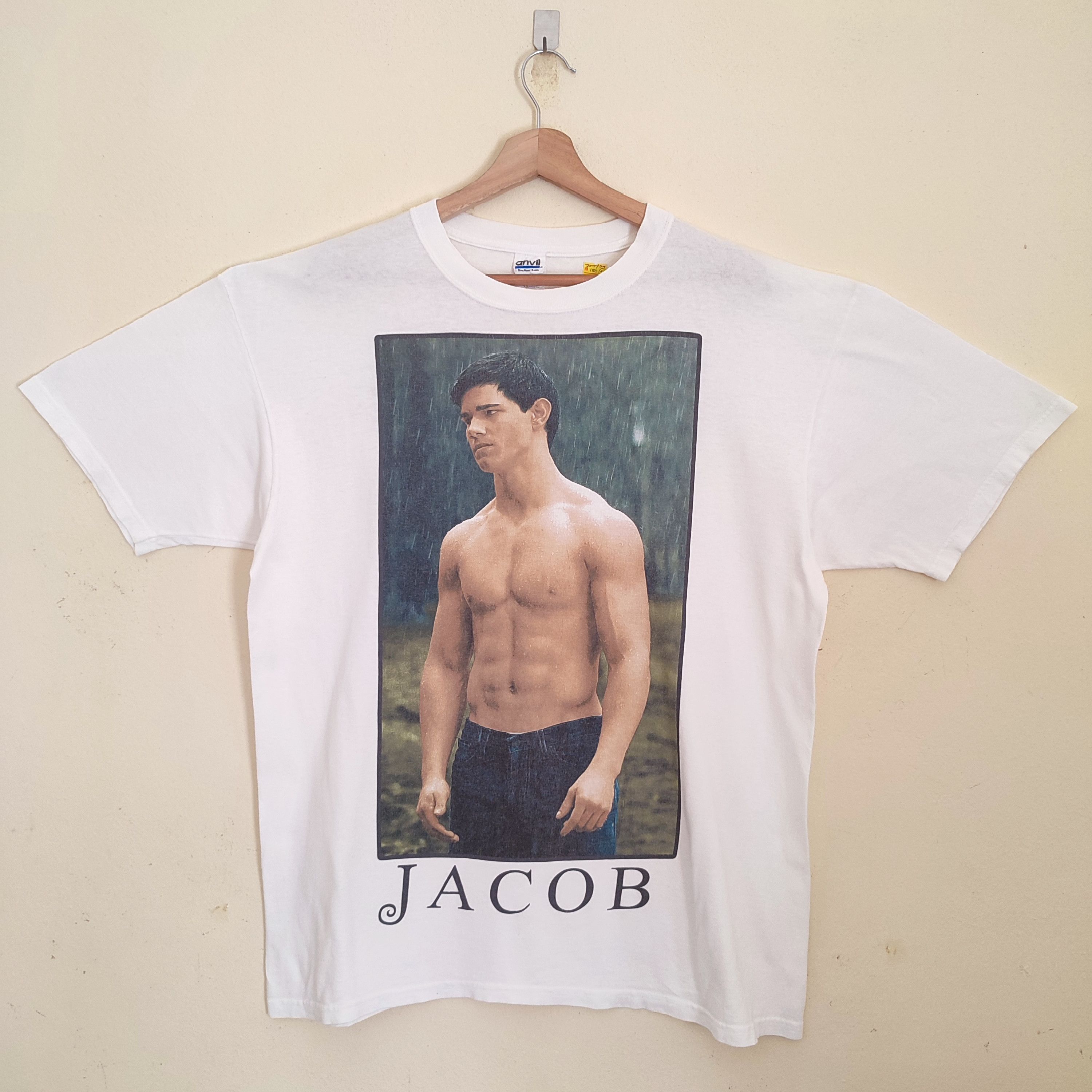 image of The Twilight Jacob Character Movie Vintage Tshirt in White, Men's (Size XL)