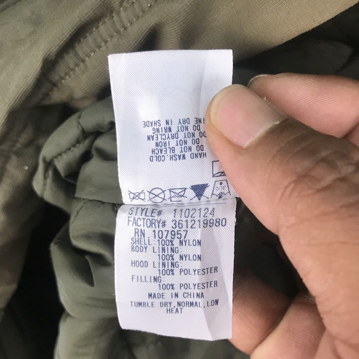 Montbell Montbell Hoodies Jacket Size US XL / EU 56 / 4 - 11 Thumbnail