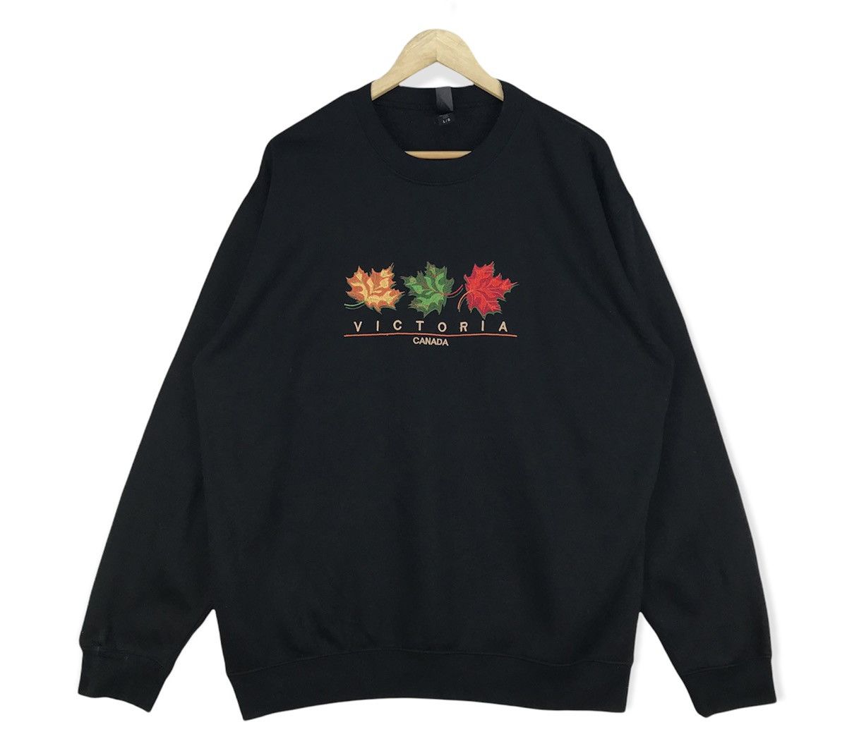 Vintage Vintage Victoria Canada Sweatshirt Size US L / EU 52-54 / 3 - 1 Thumbnail