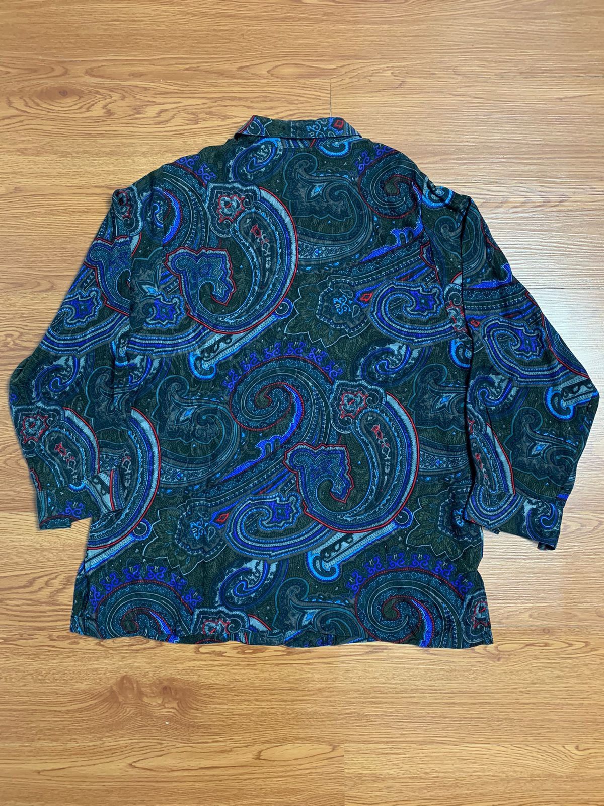 Jean Paul Gaultier Vtg Jean Paul Gaultier Paisley Silk Shirt Size M / US 6-8 / IT 42-44 - 3 Thumbnail