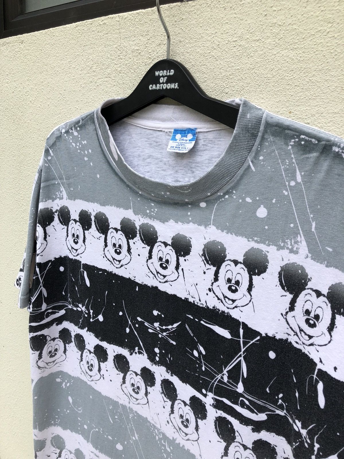 Disney Vtg 80s Disney Mickey Mouse Over Print Border t shirt Size US XL / EU 56 / 4 - 4 Thumbnail