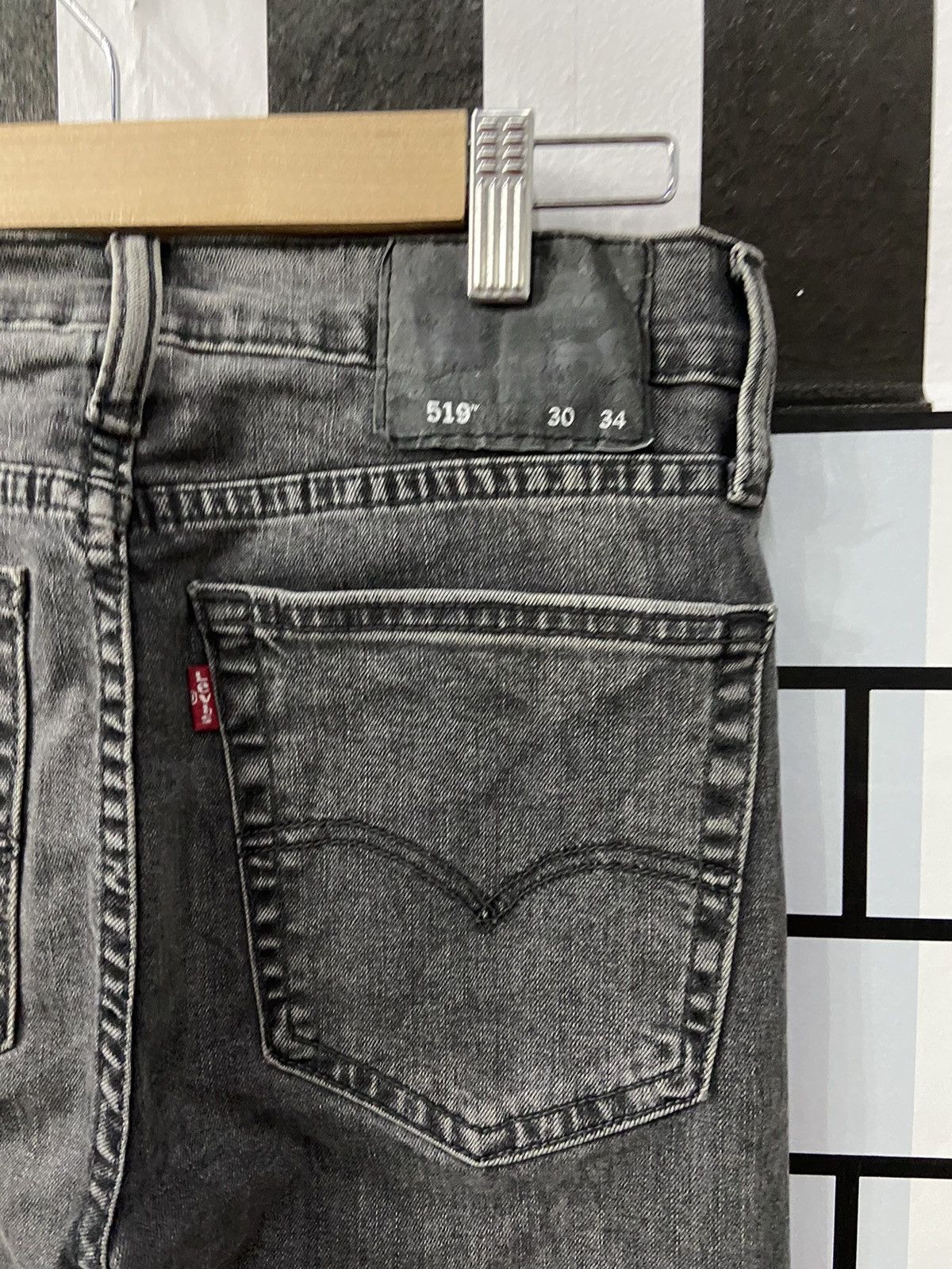 Levi's × Vintage Vintage Levi’s 519 Distressed Skinny Grey Denim Pants 30X34 Size US 30 / EU 46 - 16 Thumbnail