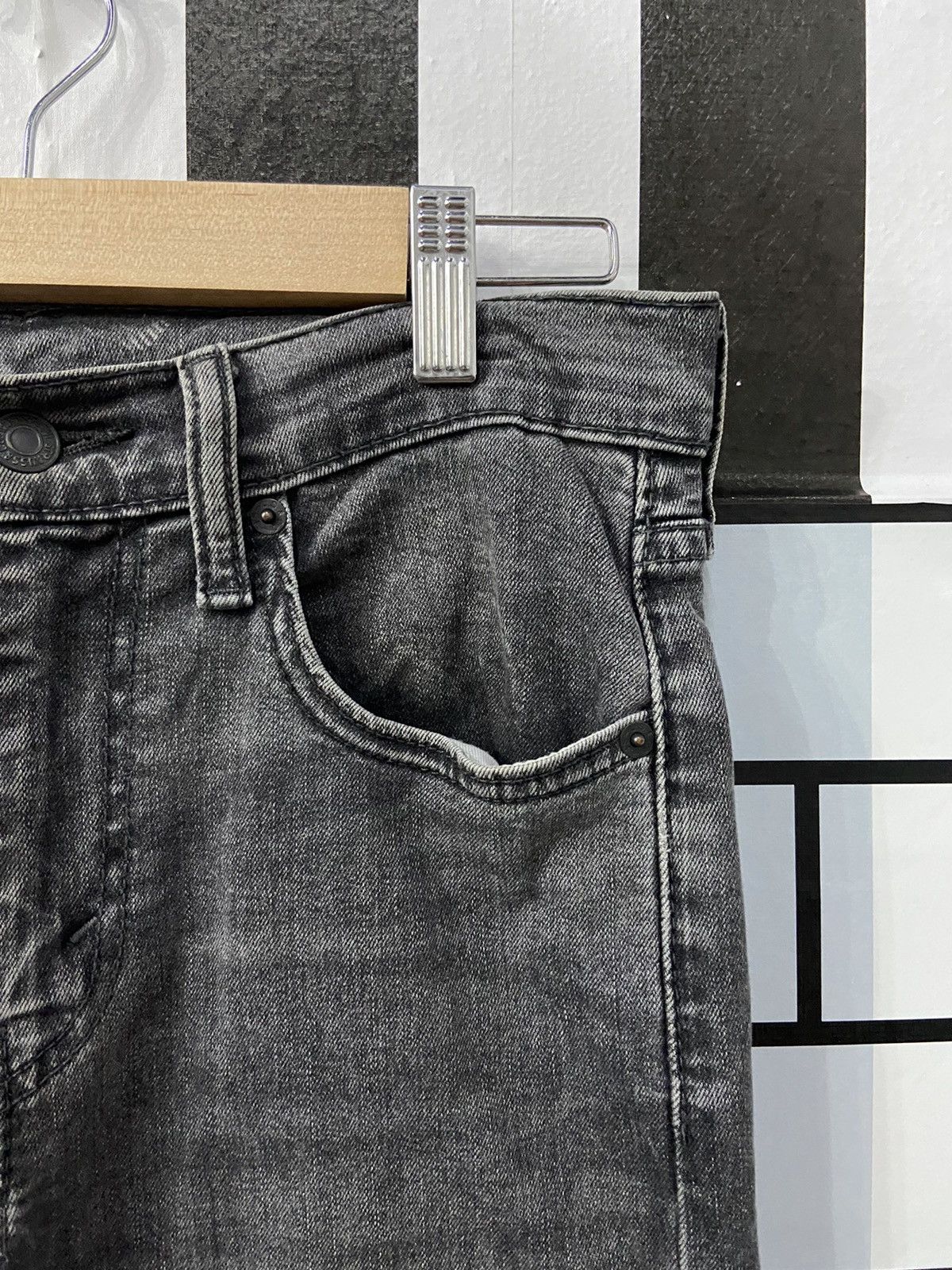 Levi's × Vintage Vintage Levi’s 519 Distressed Skinny Grey Denim Pants 30X34 Size US 30 / EU 46 - 9 Thumbnail