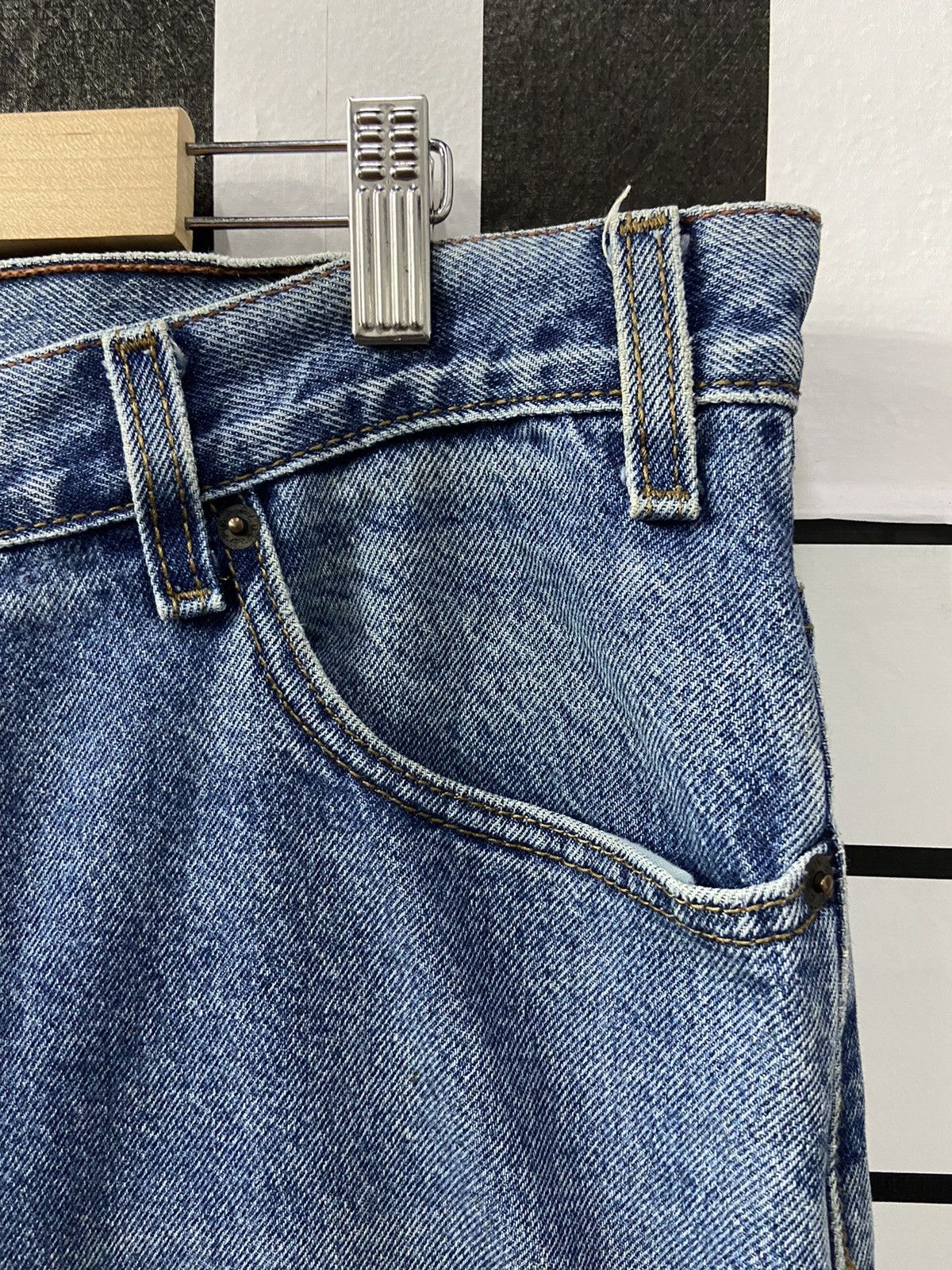 Levi's × Vintage Vintage Levi’s Strauss Corte Regular Light Blue Wash Size US 36 / EU 52 - 9 Thumbnail