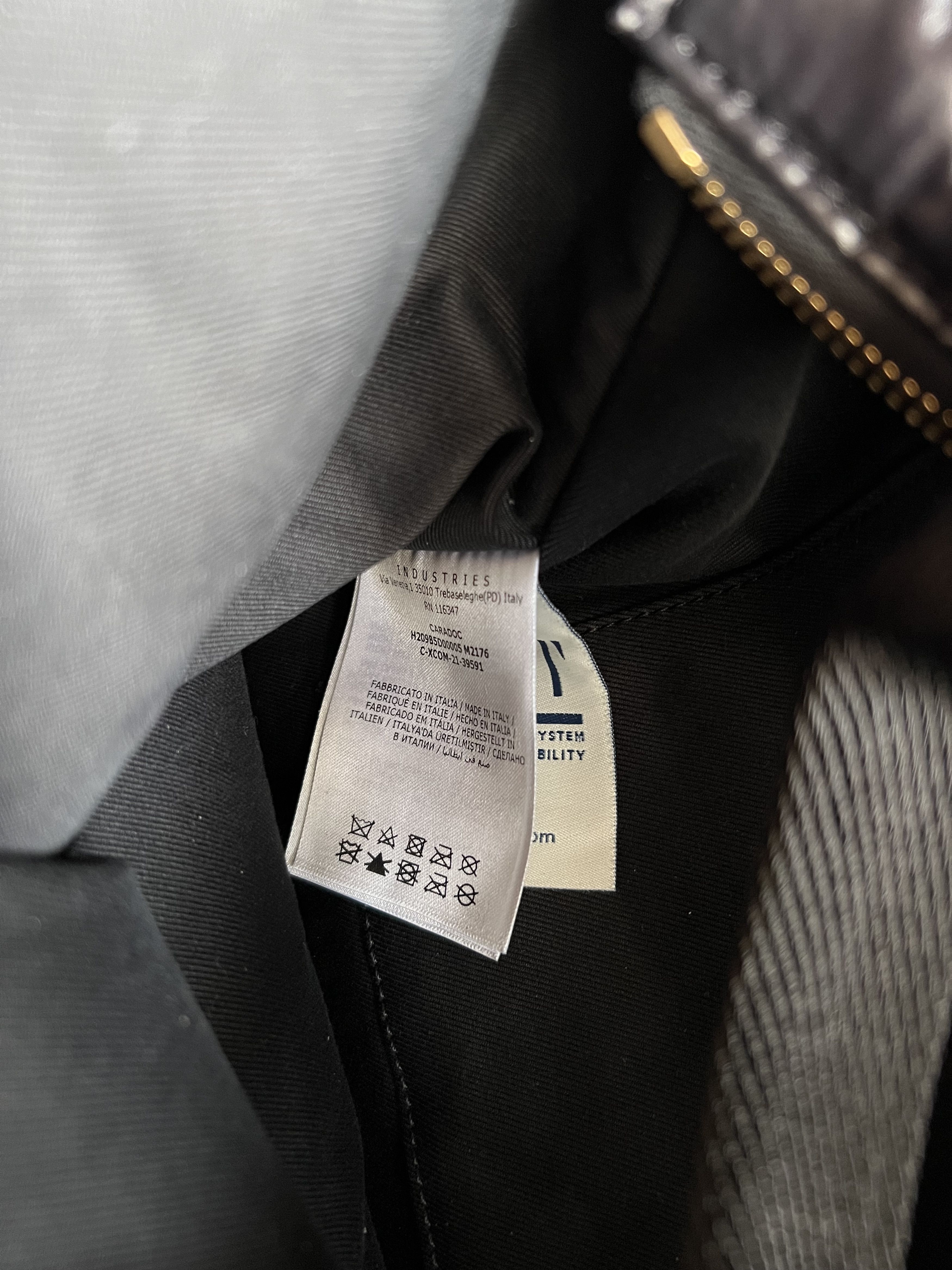 Moncler Moncler Caradoc Tote Bag in Black Size ONE SIZE - 9 Thumbnail