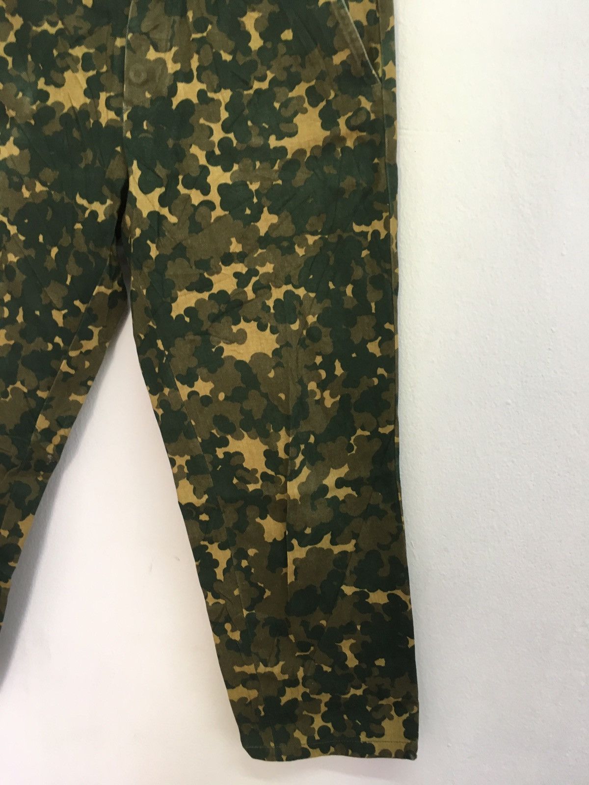 A.P.C. 3Q camo pant Size US 29 - 6 Thumbnail