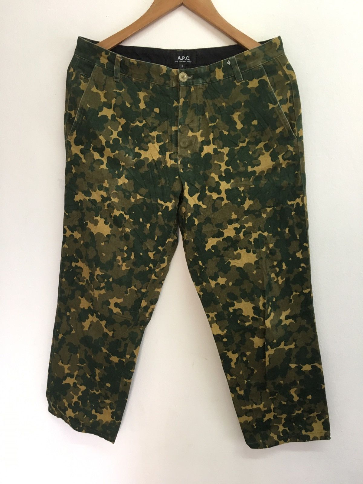 A.P.C. 3Q camo pant Size US 29 - 1 Thumbnail