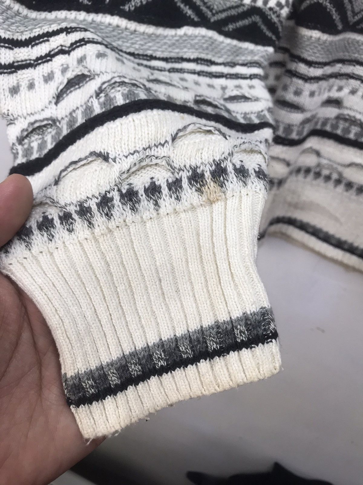 Florence Tricot Vintage Florence Tricot Made in Italy Coogi Style Size US XL / EU 56 / 4 - 6 Thumbnail