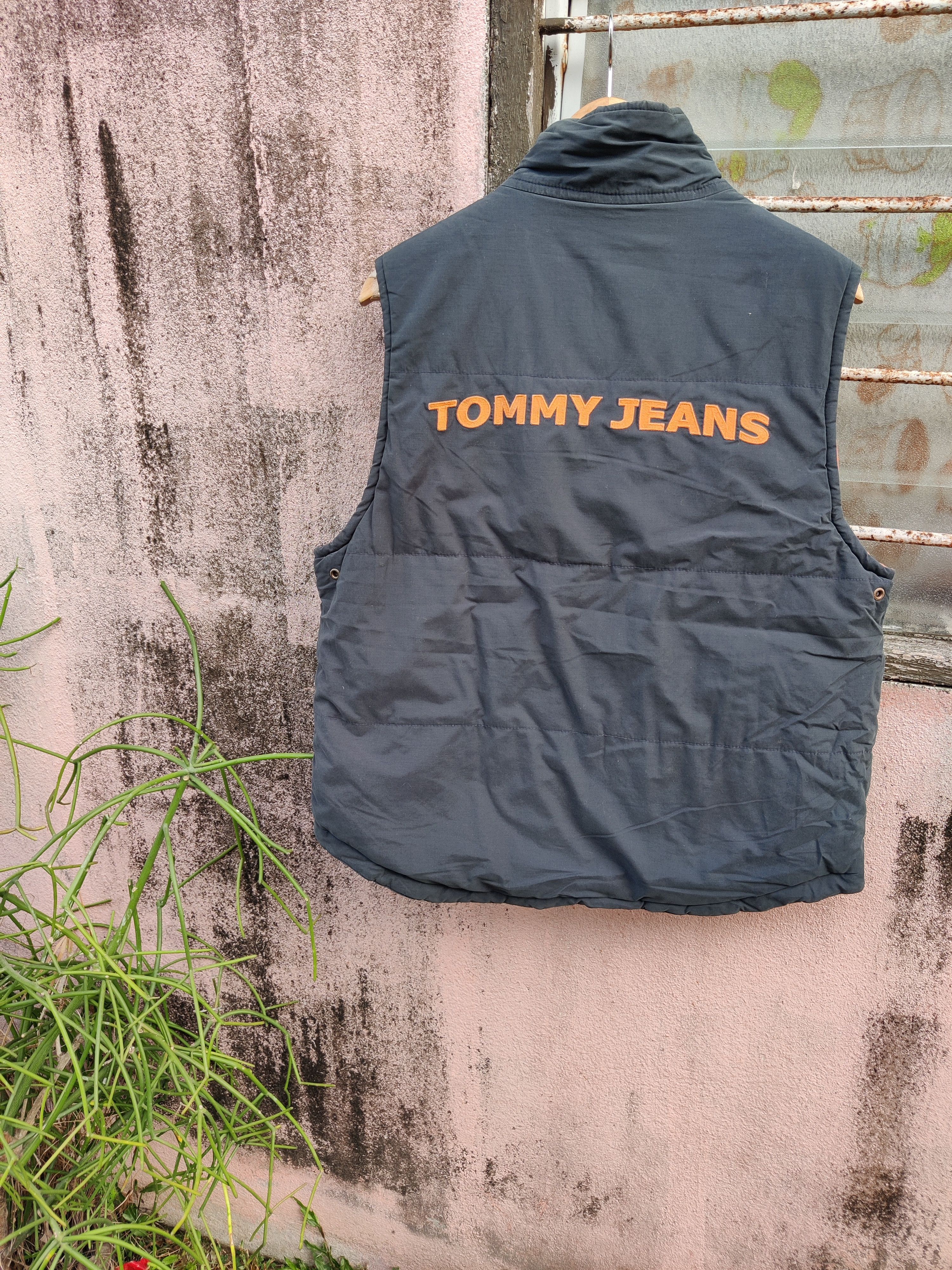 image of Archival Clothing x Tommy Hilfiger Vintage Puffer Hilfiger Denim Tommy Reversible Vest Jacket (Size