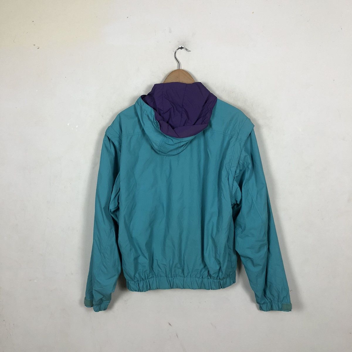 Helly Hansen HELLY HANSEN HOODIE LIGHT JACKET RARE COLOUR Size US M / EU 48-50 / 2 - 6 Thumbnail