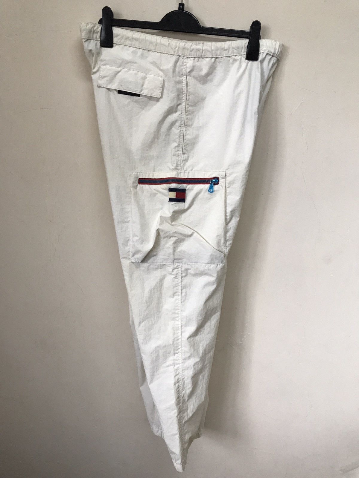 Tommy Hilfiger TOMMY HILFIGER NYLON PANTS RARE Size US 36 / EU 52 - 3 Thumbnail