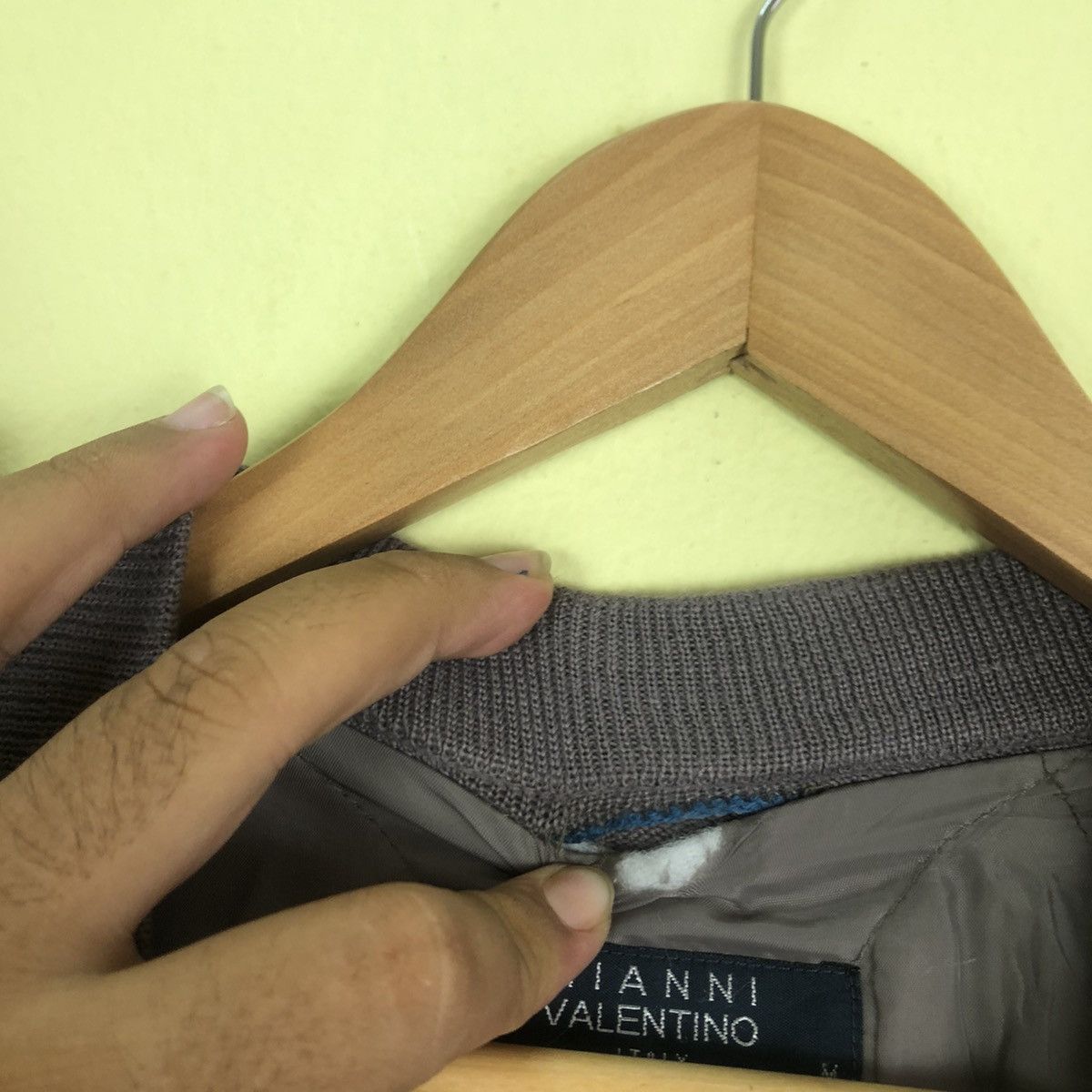 Japanese Brand × Vintage Vintage Knitwear Vest Gianni Valentino Paris Kanye Style Size US M / EU 48-50 / 2 - 6 Thumbnail