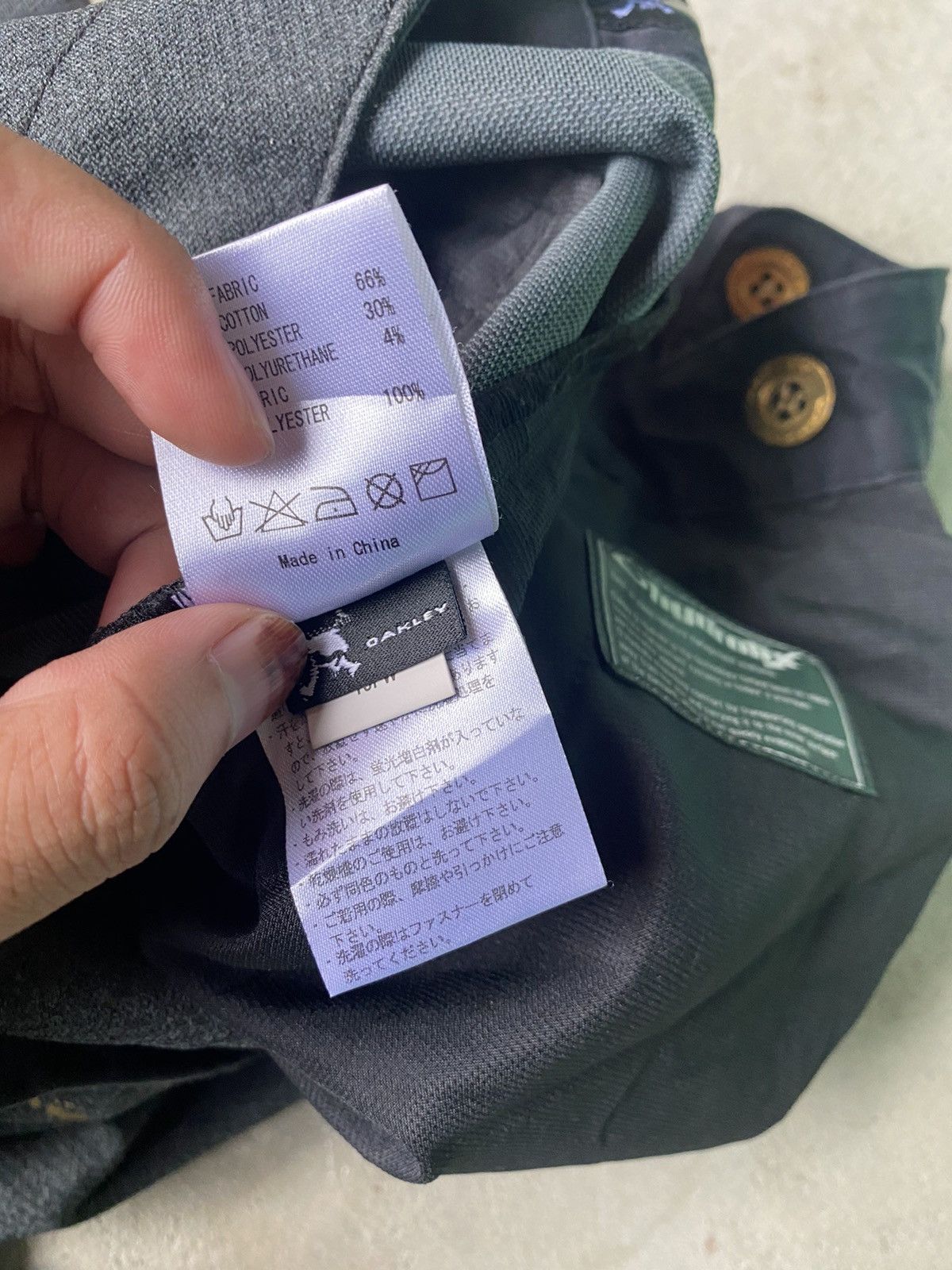 Japanese Brand 🖤BLACKFRIDAY🖤Oakley Hydrolix Outdoor Pants Arcteryx Size US 36 / EU 52 - 9 Thumbnail