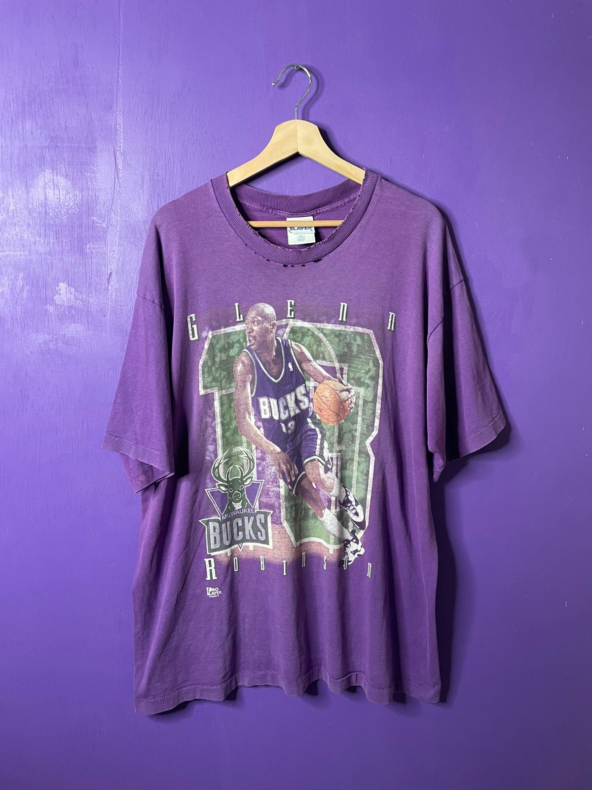 Vintage 90s Glenn Robinson Milwaukee Bucks NBA T-Shirt By Salem Sz L