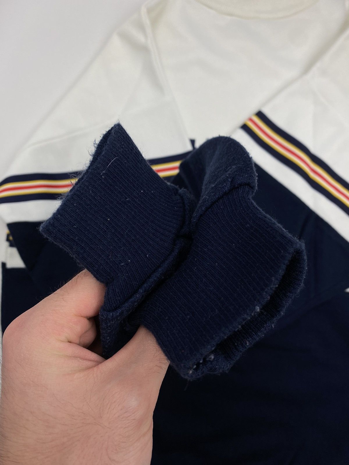 Honda Vintage Rothmans Honda Racing Sweatshirt Crewneck Size US L / EU 52-54 / 3 - 4 Thumbnail