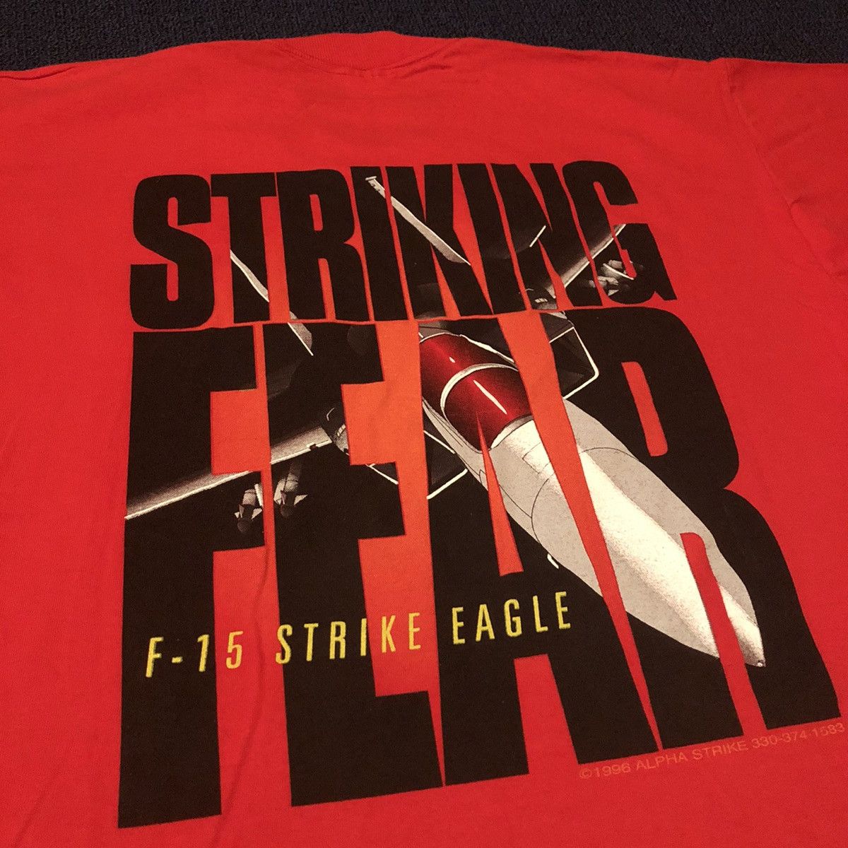 Vintage Vintage 90s F-15 Alpha Strike Eagle Strike Fear Missile Tee Size US XL / EU 56 / 4 - 1 Thumbnail