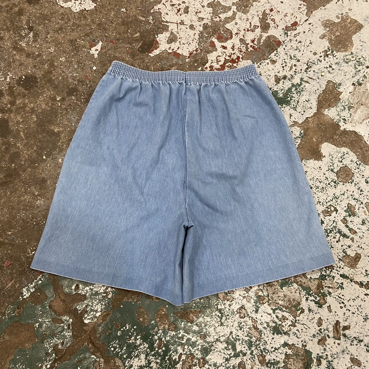 Vintage Vintage 1990s Faded Blue Baggy Shorts Size 27" / US 4 / IT 40 - 7 Thumbnail