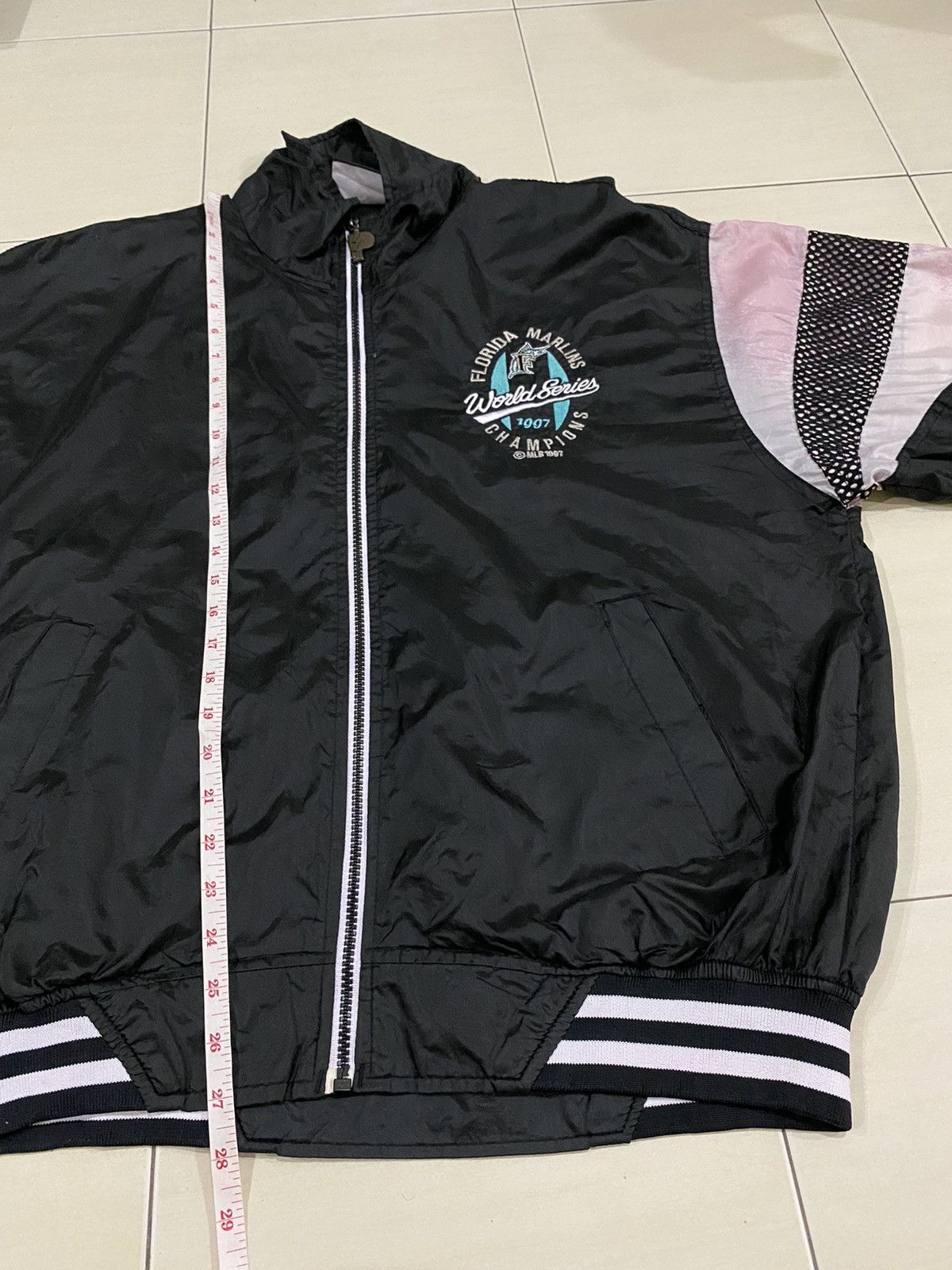 MLB Vintage Florida Marlins world series 1997 MLB windbraker Size US M / EU 48-50 / 2 - 13 Thumbnail