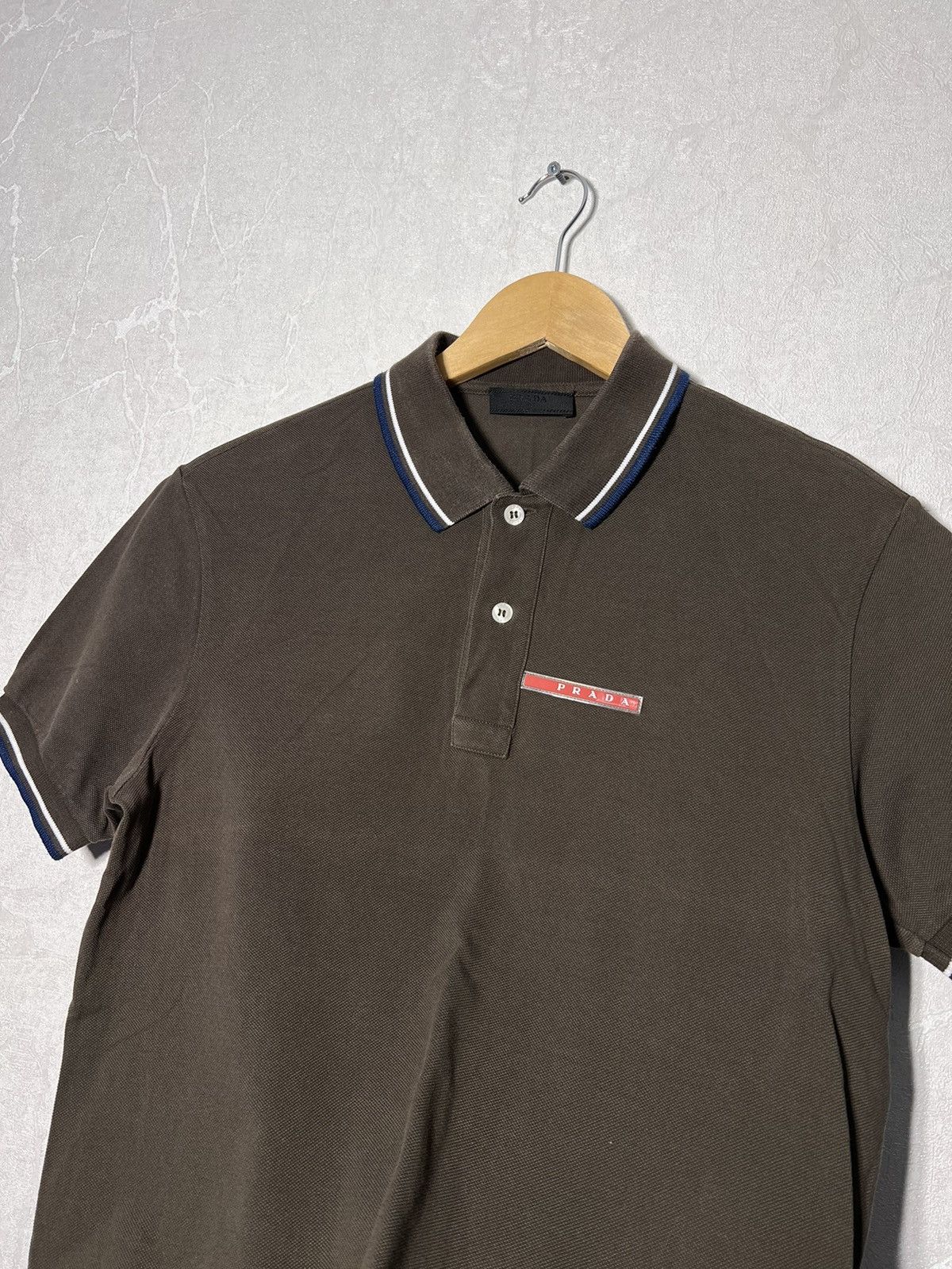 Prada Prada Polo Red Tab T Shirt Size US S / EU 44-46 / 1 - 2 Thumbnail