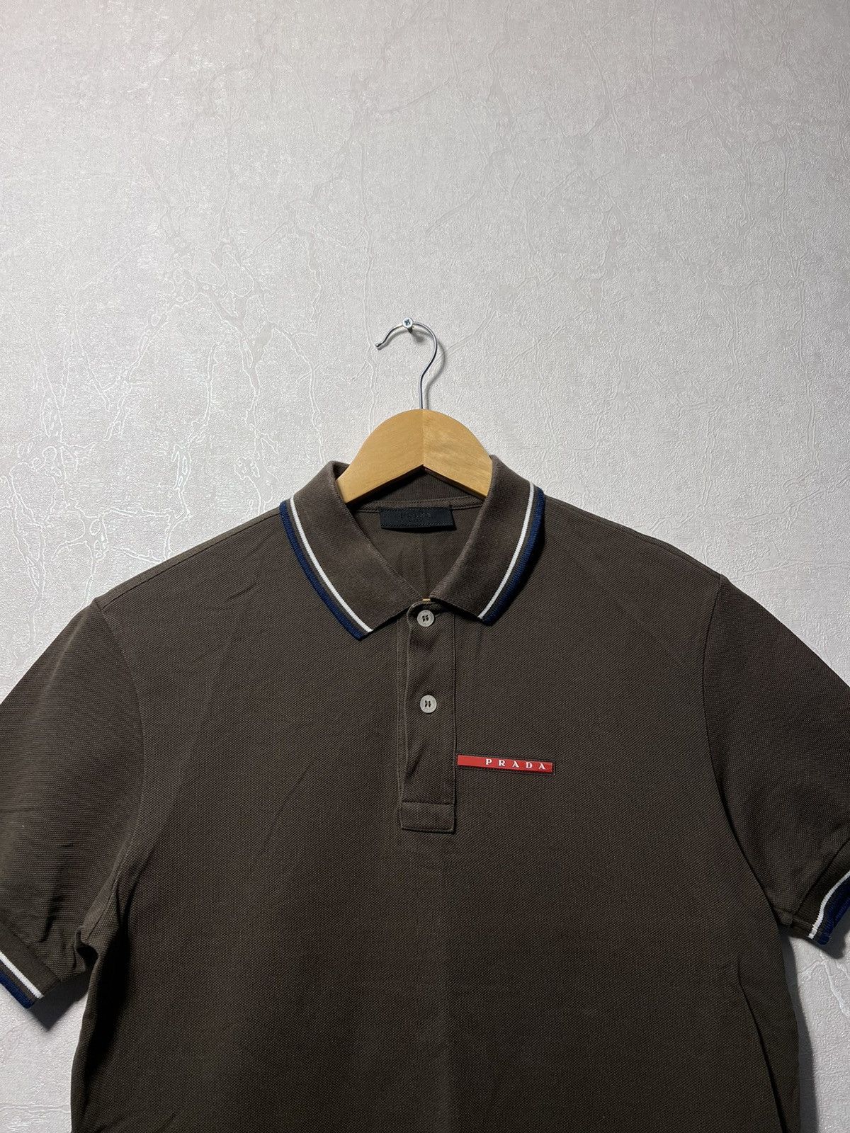 Prada Prada Polo Red Tab T Shirt Size US S / EU 44-46 / 1 - 3 Thumbnail