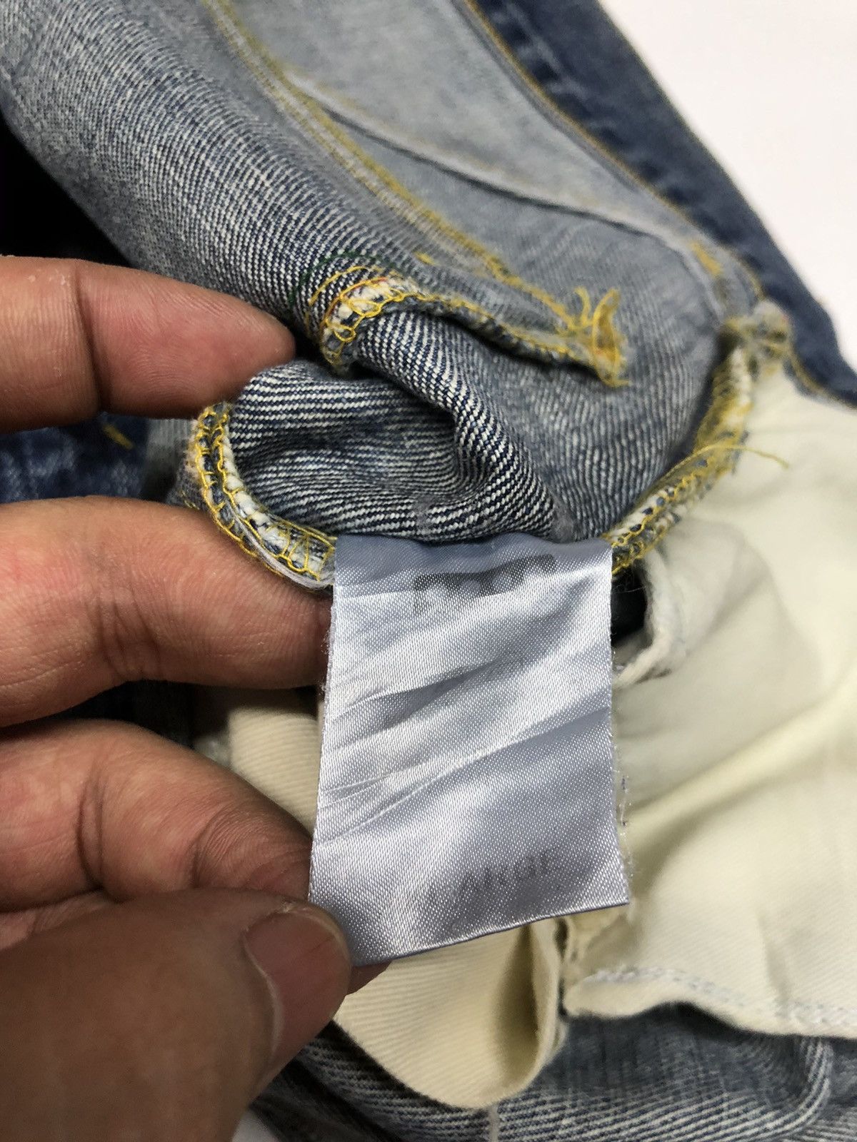 Vintage VINTAGE COAT OF ARMS THE KING DENIM JAPAN 🇯🇵 Size US 37 - 15 Thumbnail