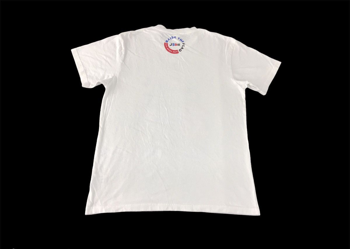 Band Tees × Japanese Brand × Vintage JSB III J Soul Brothers Raise Flag Live Tour 2015 Big Logo Size US M / EU 48-50 / 2 - 2 Thumbnail