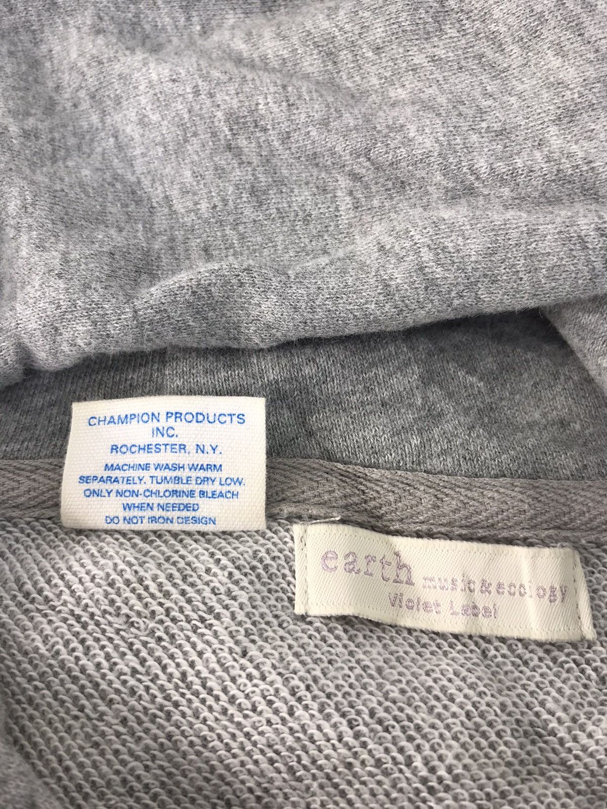 Champion × Vintage Champion Ladies Hoodies Big Front Pocket Big Logo Design Size M / US 6-8 / IT 42-44 - 7 Thumbnail