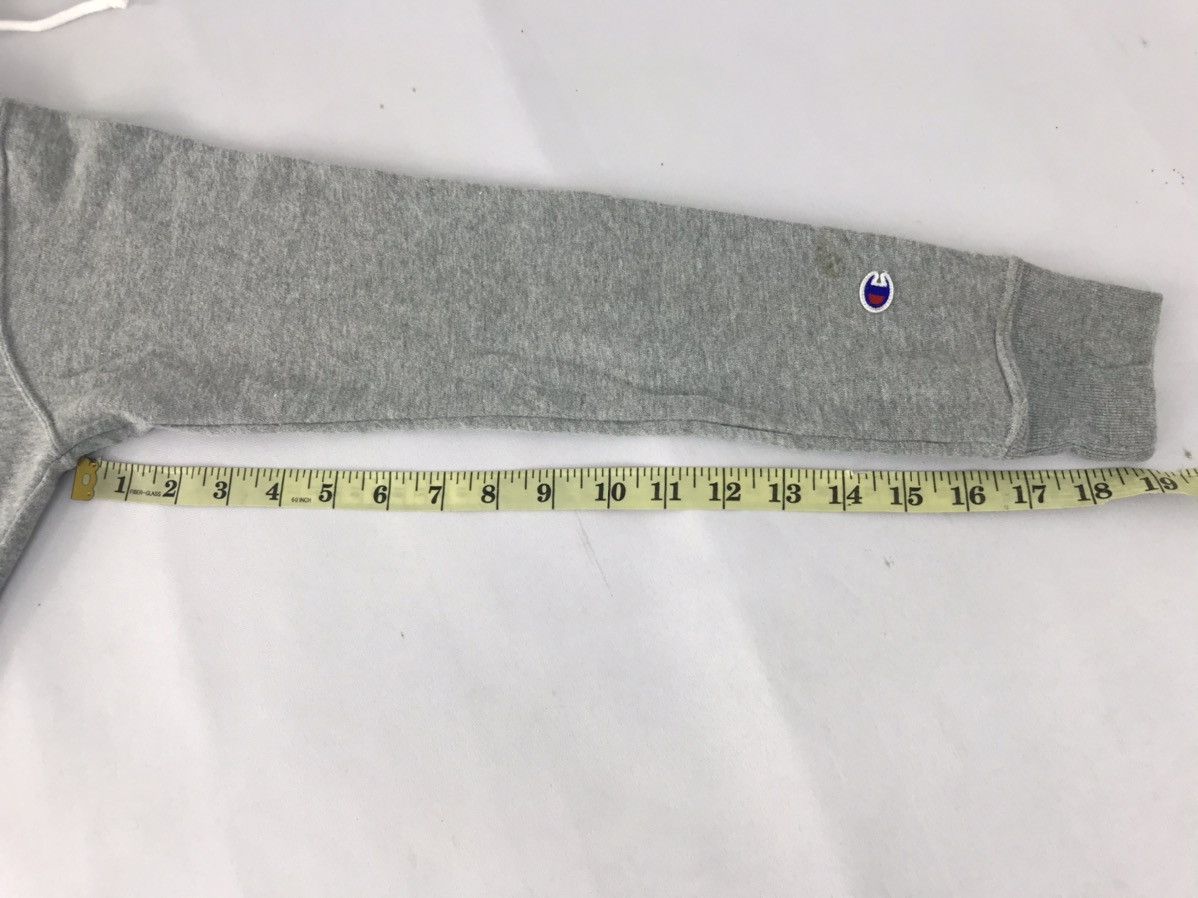 Champion × Vintage Champion Ladies Hoodies Big Front Pocket Big Logo Design Size M / US 6-8 / IT 42-44 - 14 Thumbnail