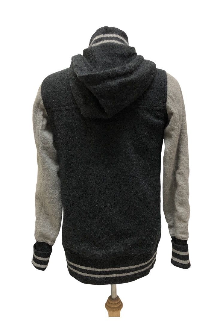 Burberry Burberry Blue Label Hoodies Wool Size US M / EU 48-50 / 2 - 2 Thumbnail