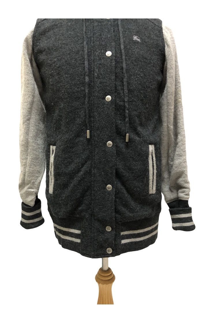 Burberry Burberry Blue Label Hoodies Wool Size US M / EU 48-50 / 2 - 4 Thumbnail