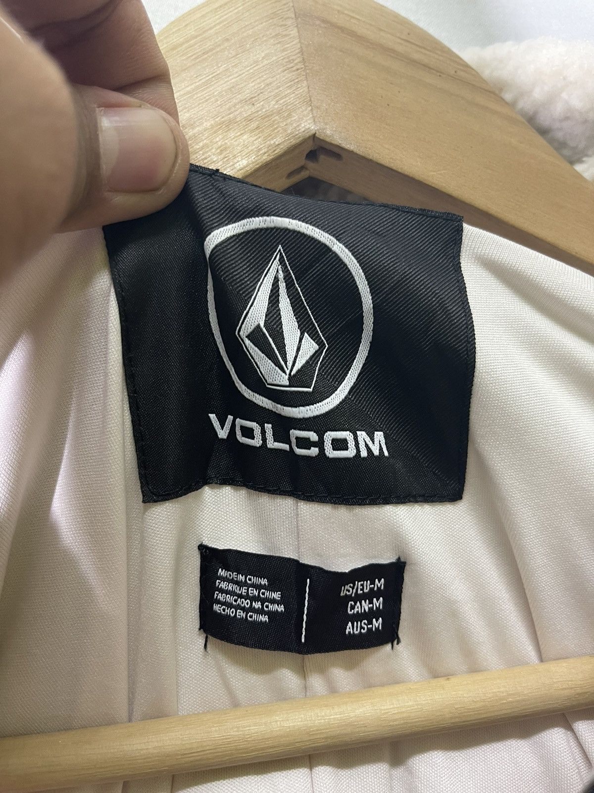 Vintage × Volcom VINTAGE VOLCOM FLEECE JACKET RARE DESIGN Size US M / EU 48-50 / 2 - 7 Thumbnail