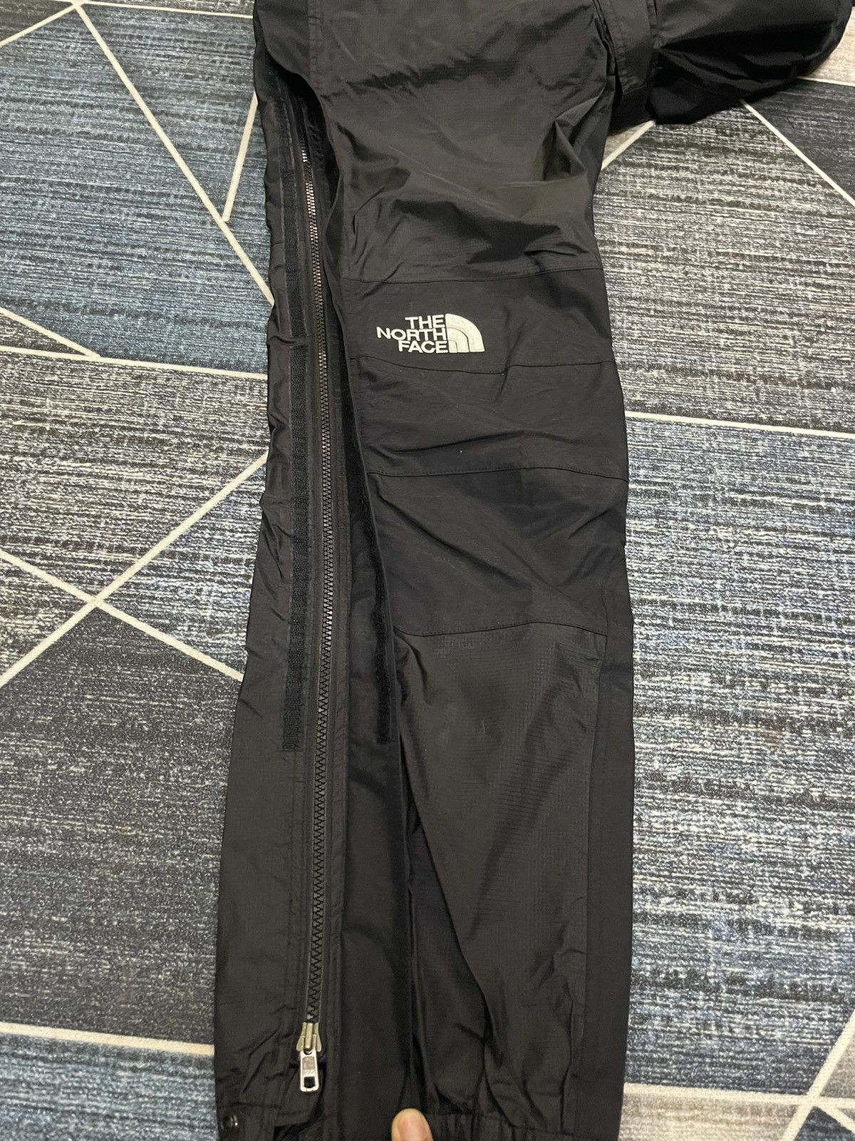 Goretex × The North Face THE NORTH FACE x GORETEX JUMPSUIT Size US 32 / EU 48 - 19 Thumbnail