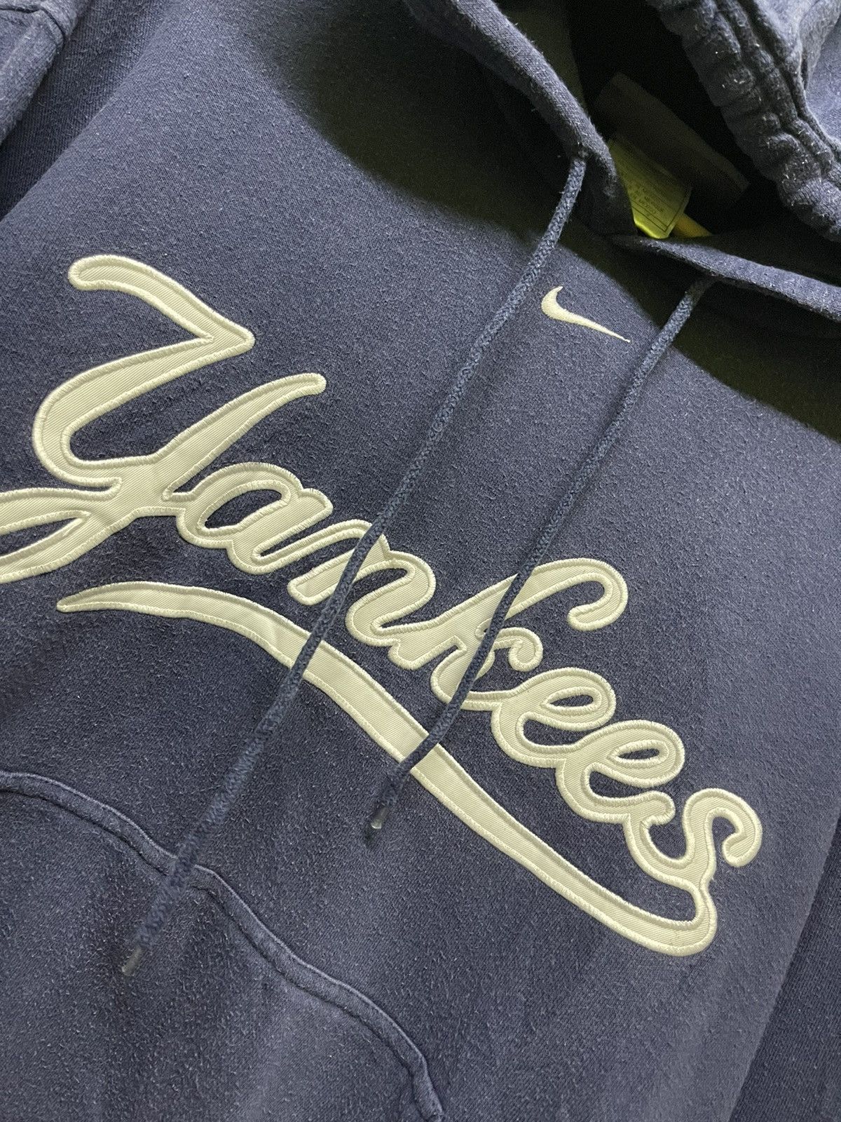 Nike 📌Binding Offer📌 Vintage nike yankees hoodie sweatshirt Size US L / EU 52-54 / 3 - 4 Thumbnail