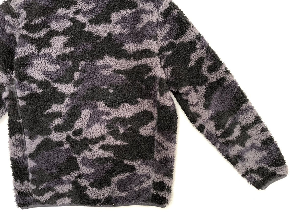 Uniqlo Uniqlo Camo Fleece Jacket Size US M / EU 48-50 / 2 - 10 Thumbnail