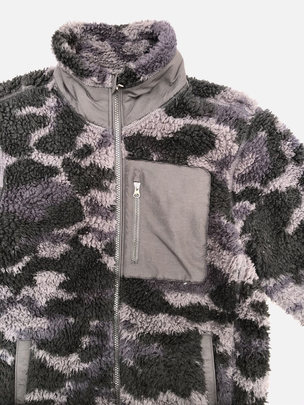 Uniqlo Uniqlo Camo Fleece Jacket Size US M / EU 48-50 / 2 - 6 Thumbnail