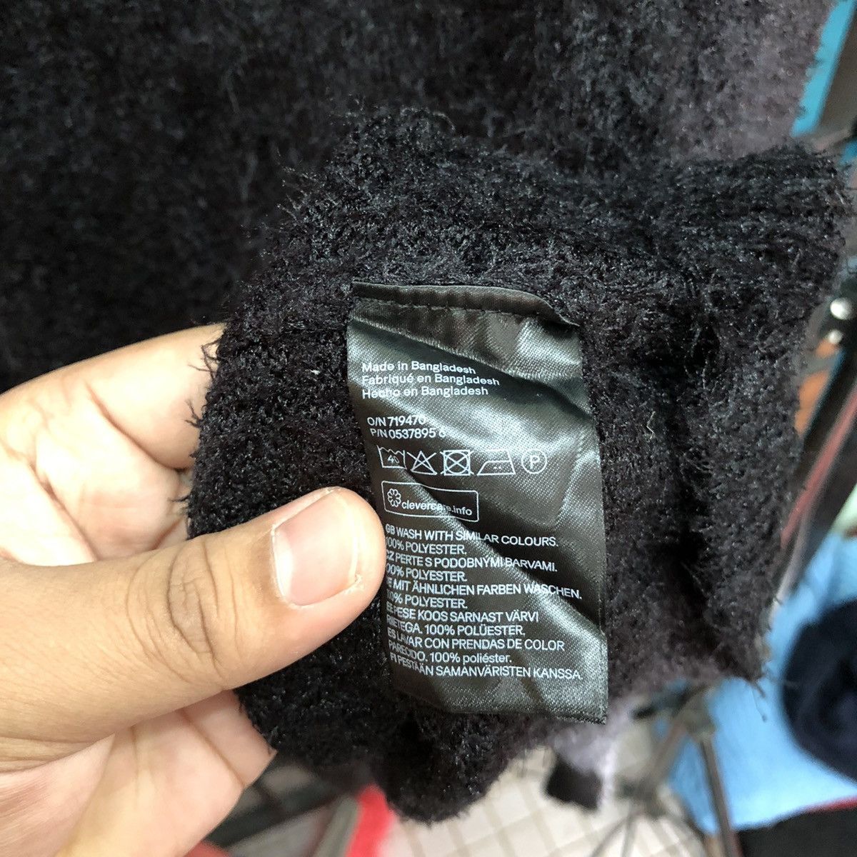 Vintage H&M Black Shag Shaggy Fur Mohair Knitwear #6578 Size US L / EU 52-54 / 3 - 7 Thumbnail