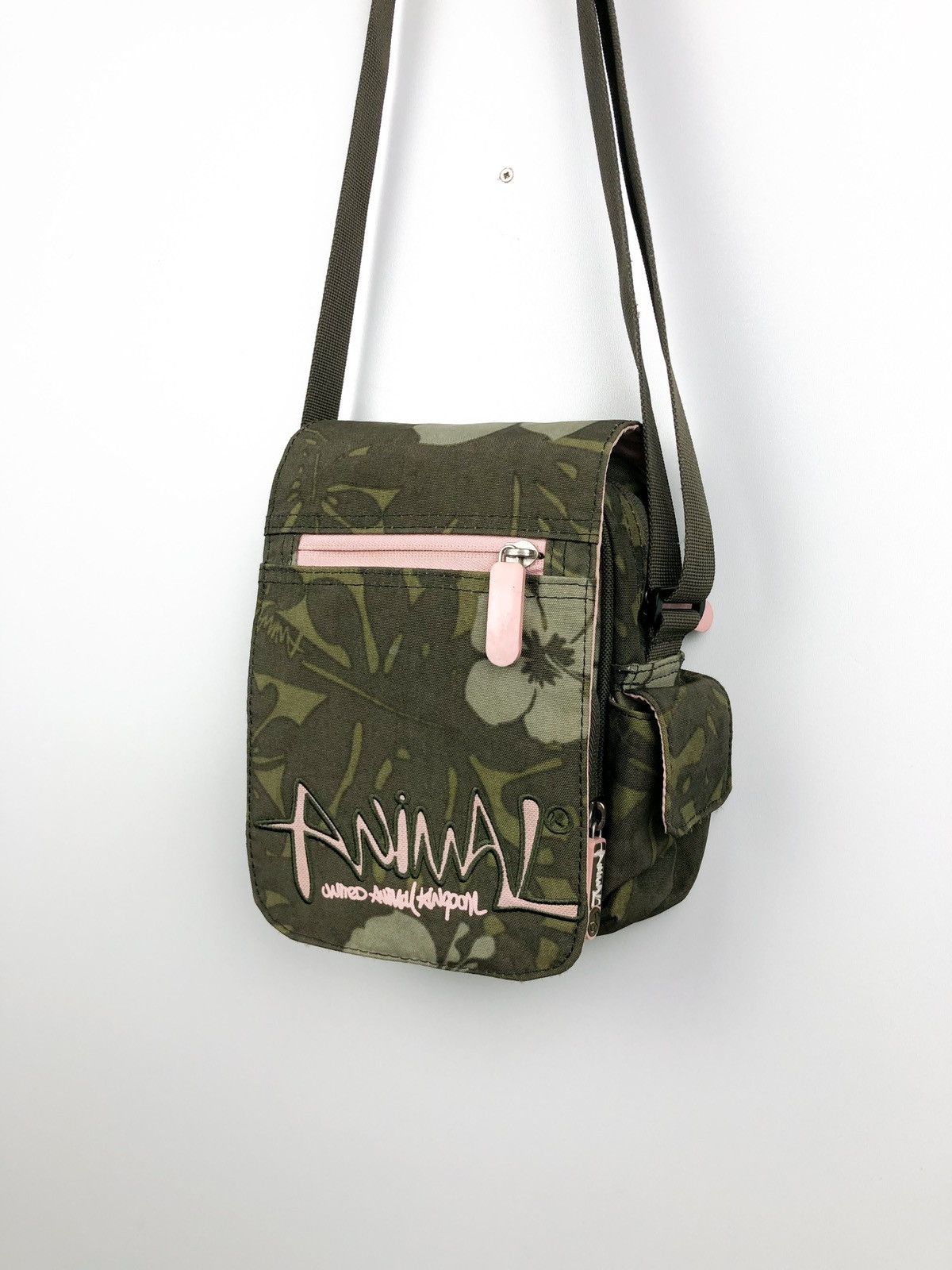 Vintage Vintage streetwear Animal Y2K crossbody bag bella hadid Size ONE SIZE - 2 Thumbnail