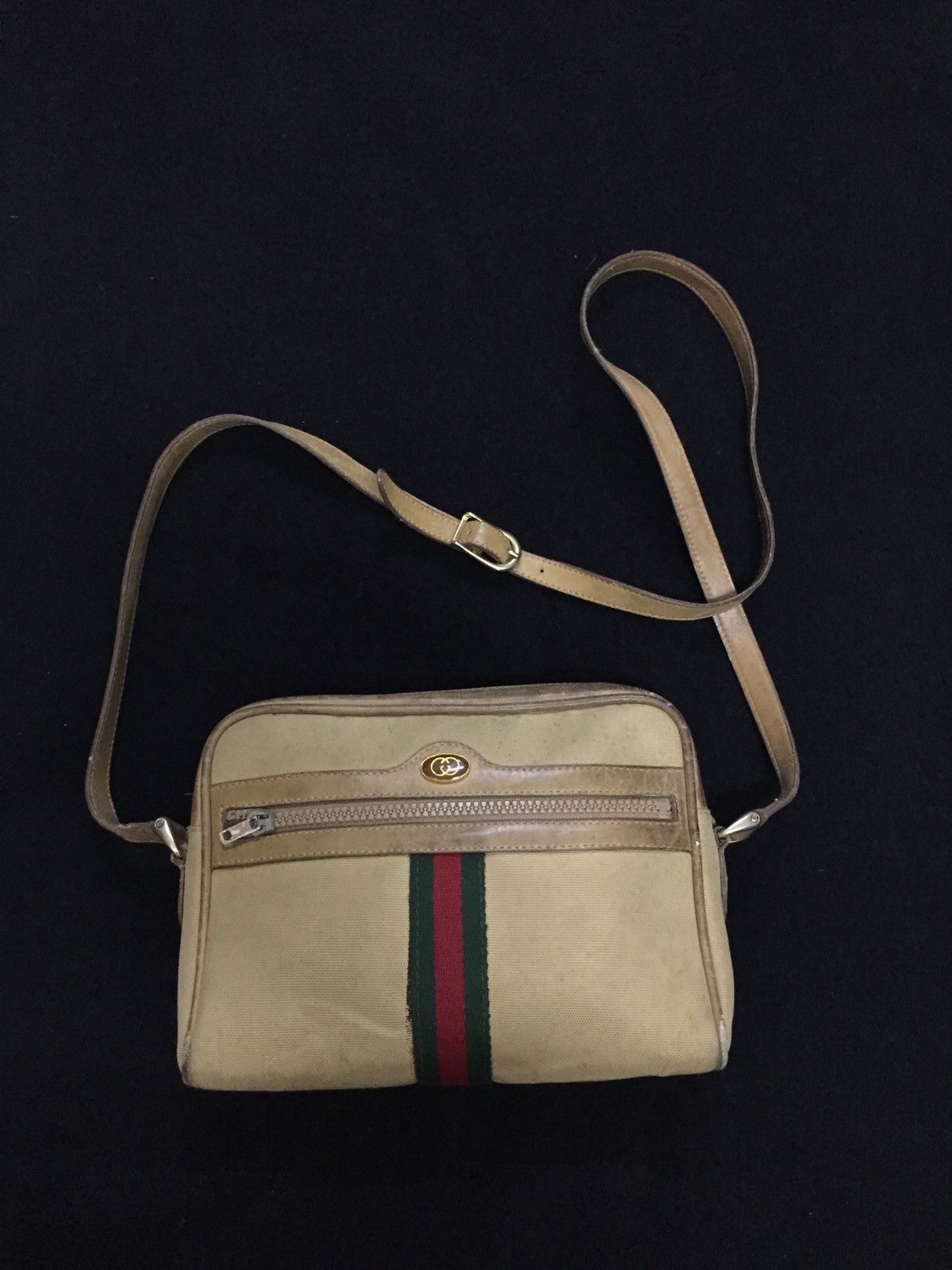 Gucci Vintage gucci slingbag riri zipper Size ONE SIZE - 3 Thumbnail