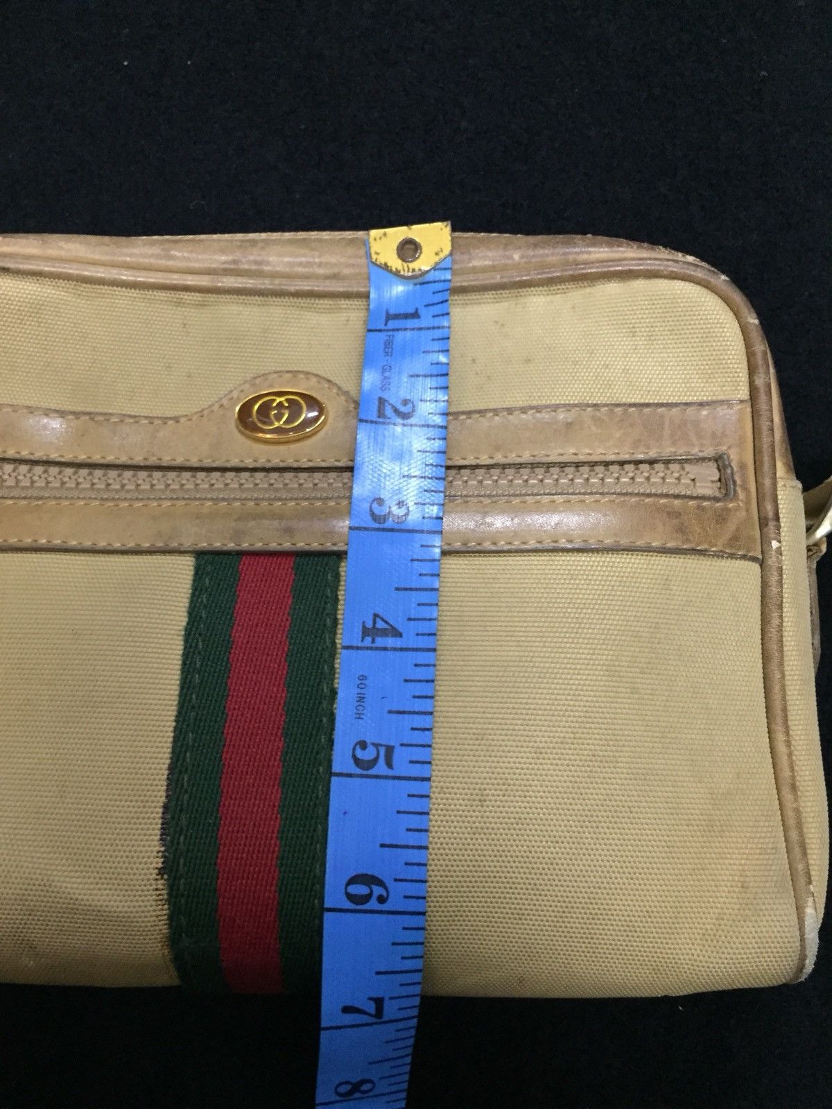 Gucci Vintage gucci slingbag riri zipper Size ONE SIZE - 16 Thumbnail